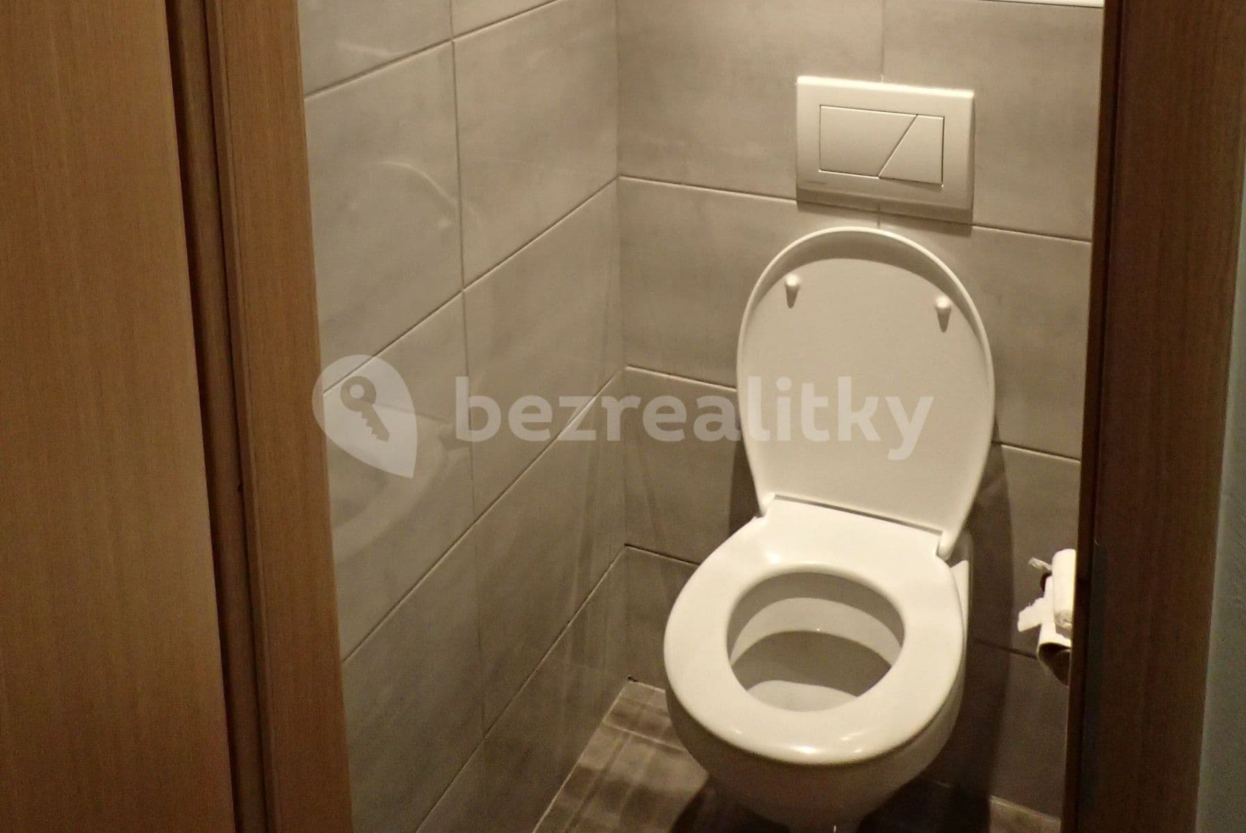 2 bedroom flat to rent, 54 m², Konžská, Prague, Prague 2 bedroom flat to rent, 54 m², Konžská, Prague, Prague