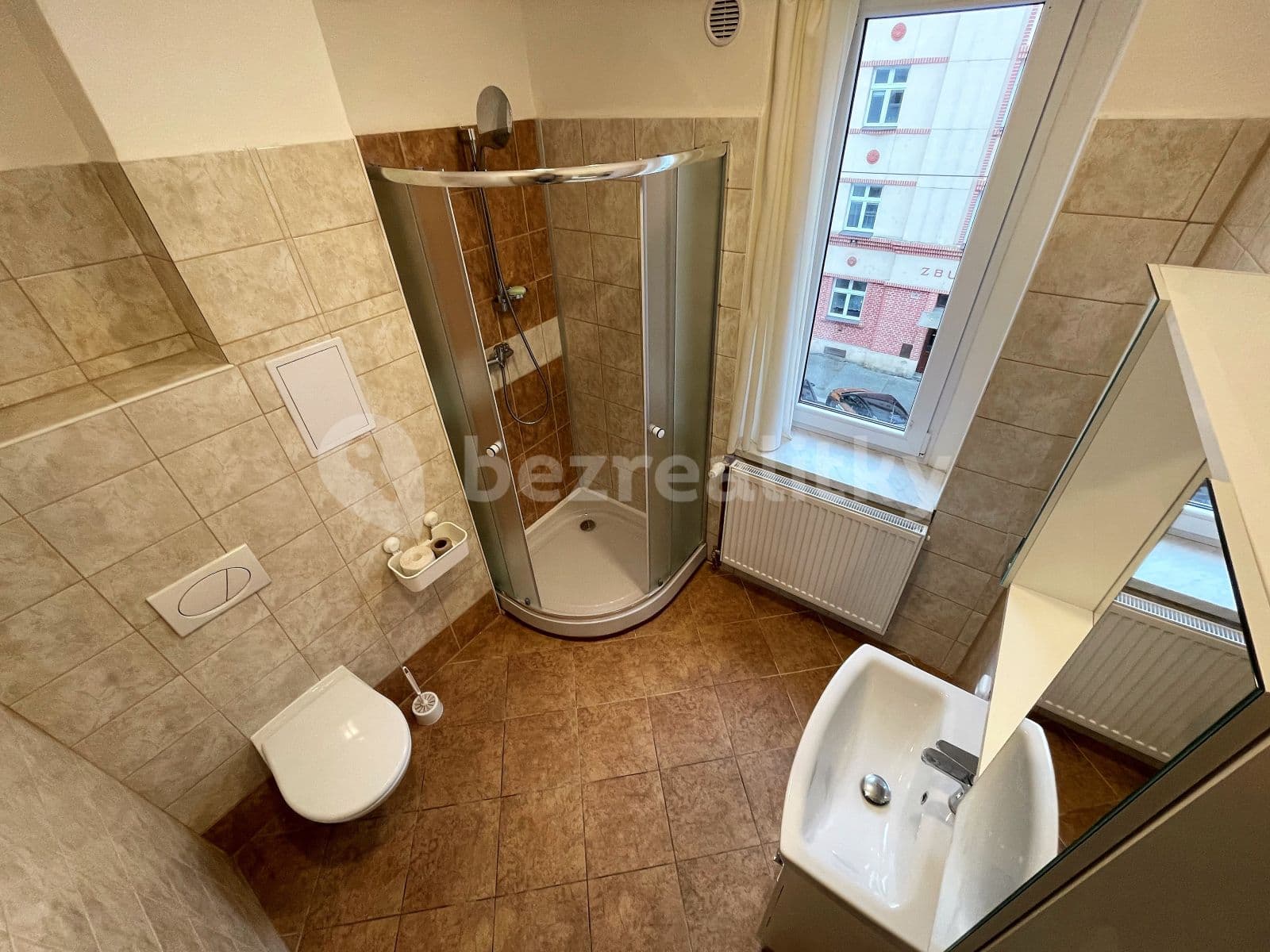 1 bedroom with open-plan kitchen flat to rent, 48 m², Úslavská, Plzeň, Plzeňský Region 1 bedroom with open-plan kitchen flat to rent, 48 m², Úslavská, Plzeň, Plzeňský Region