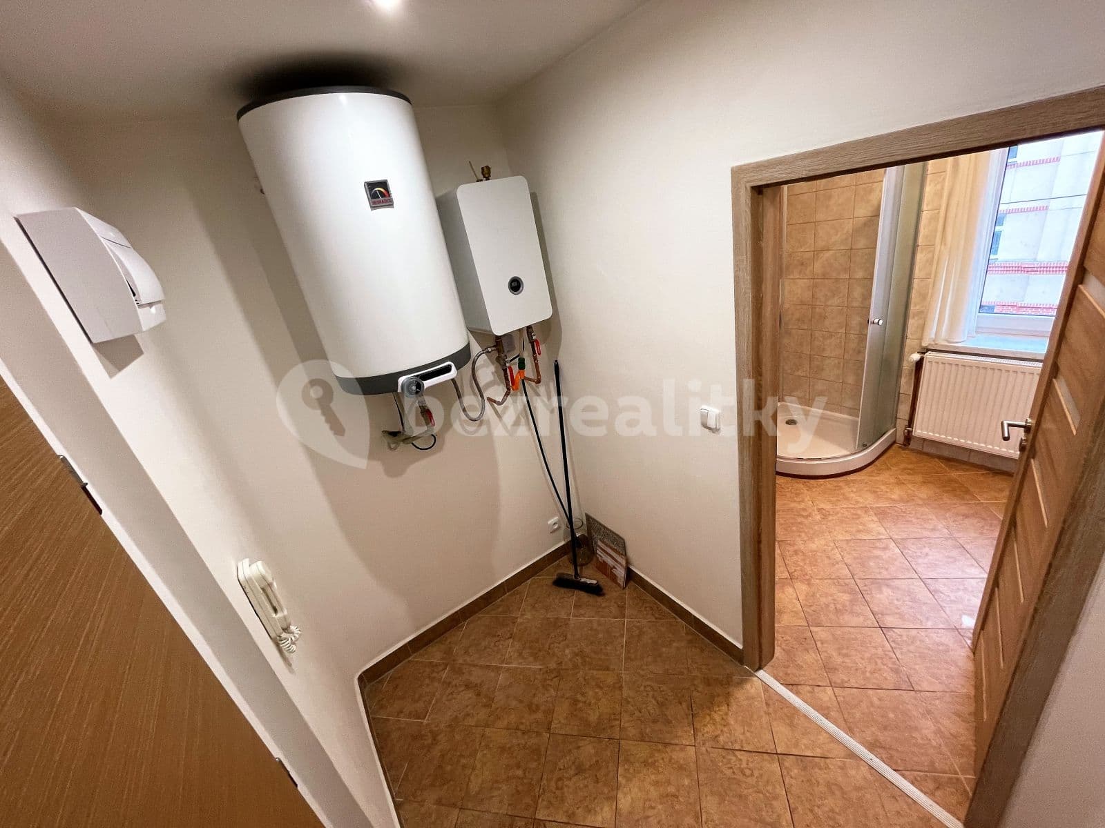 1 bedroom with open-plan kitchen flat to rent, 48 m², Úslavská, Plzeň, Plzeňský Region 1 bedroom with open-plan kitchen flat to rent, 48 m², Úslavská, Plzeň, Plzeňský Region