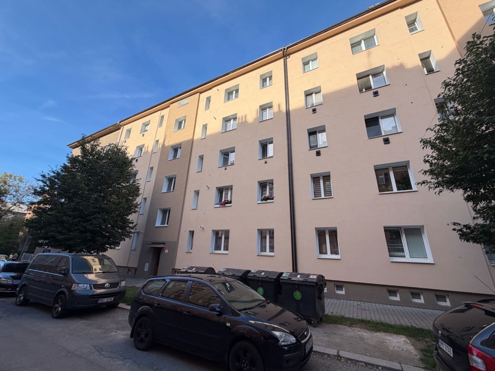 1 bedroom with open-plan kitchen flat to rent, 48 m², Úslavská, Plzeň, Plzeňský Region 1 bedroom with open-plan kitchen flat to rent, 48 m², Úslavská, Plzeň, Plzeňský Region