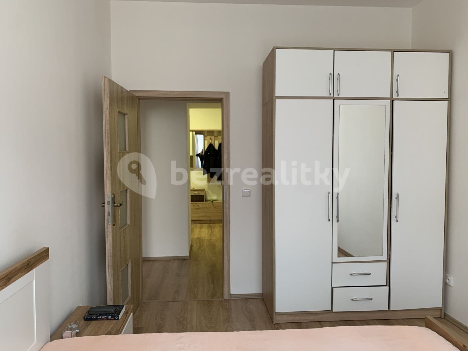 1 bedroom with open-plan kitchen flat to rent, 44 m², Rostovská, Prague, Prague 1 bedroom with open-plan kitchen flat to rent, 44 m², Rostovská, Prague, Prague