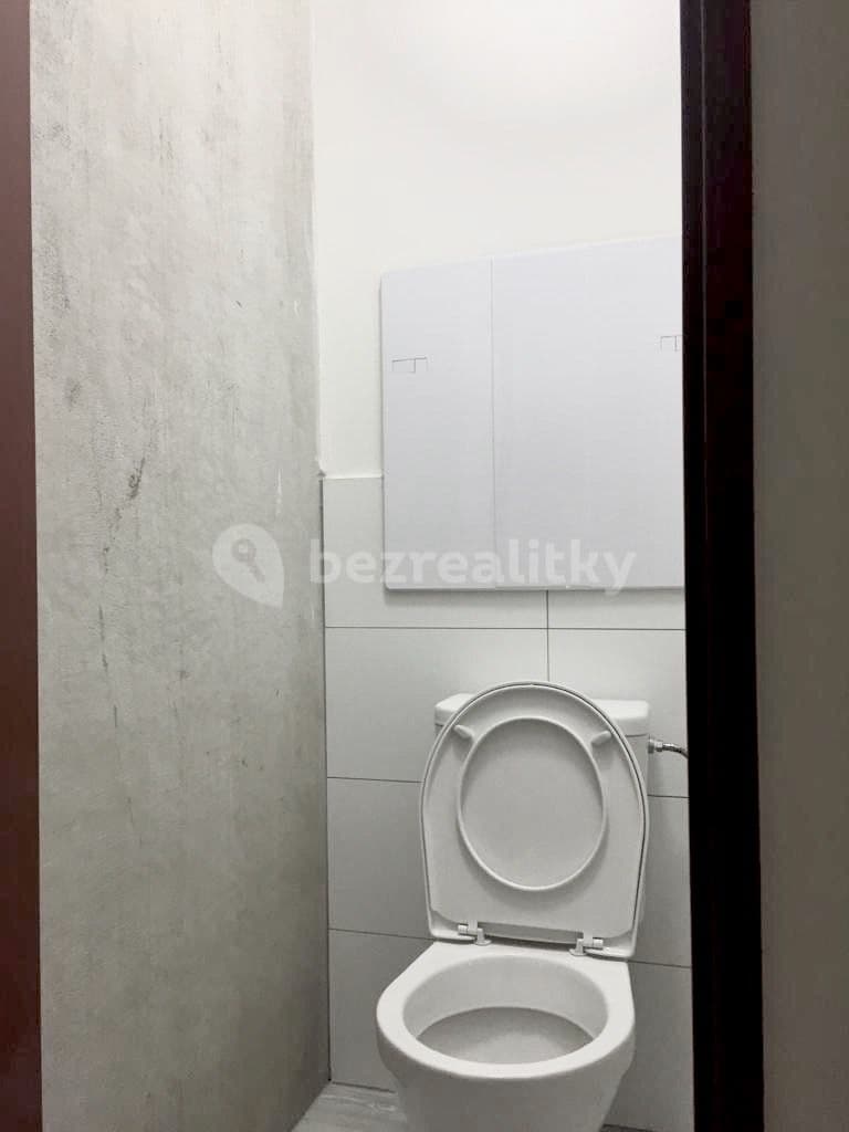 Studio flat to rent, 29 m², Pod Lysinami, Prague, Prague Studio flat to rent, 29 m², Pod Lysinami, Prague, Prague