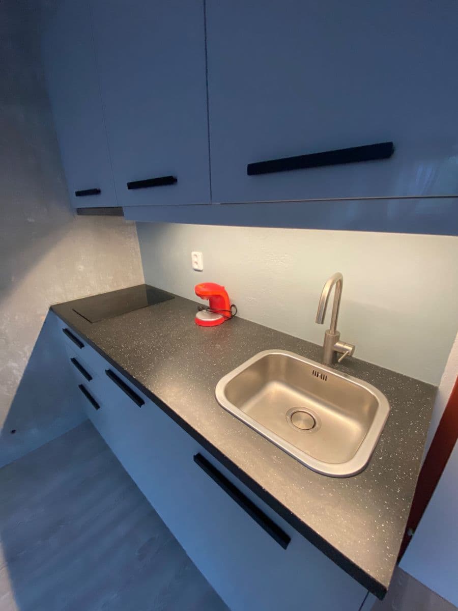 Studio flat to rent, 29 m², Pod Lysinami, Prague, Prague Studio flat to rent, 29 m², Pod Lysinami, Prague, Prague