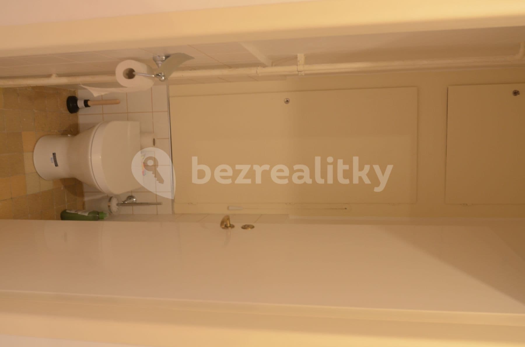 3 bedroom flat to rent, 77 m², Nedvězská, Prague, Prague 3 bedroom flat to rent, 77 m², Nedvězská, Prague, Prague