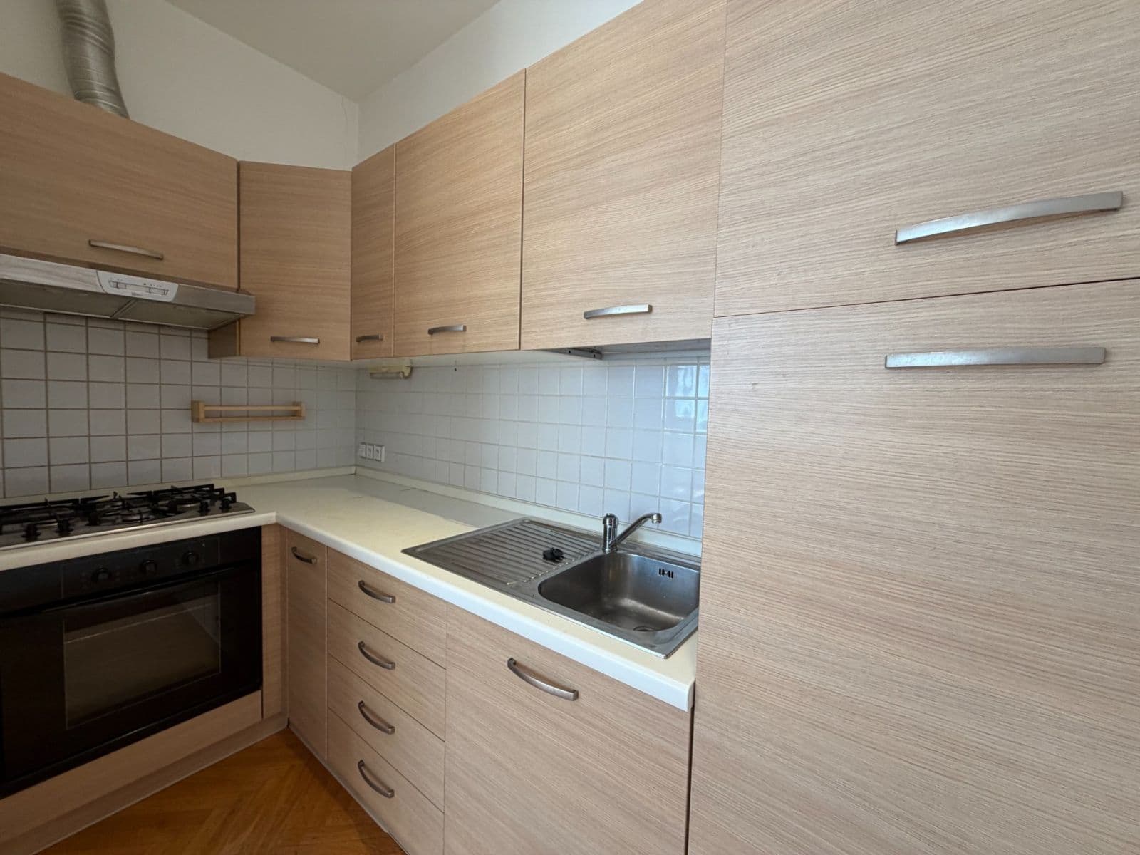1 bedroom with open-plan kitchen flat to rent, 52 m², Ondříčkova, Prague, Prague 1 bedroom with open-plan kitchen flat to rent, 52 m², Ondříčkova, Prague, Prague