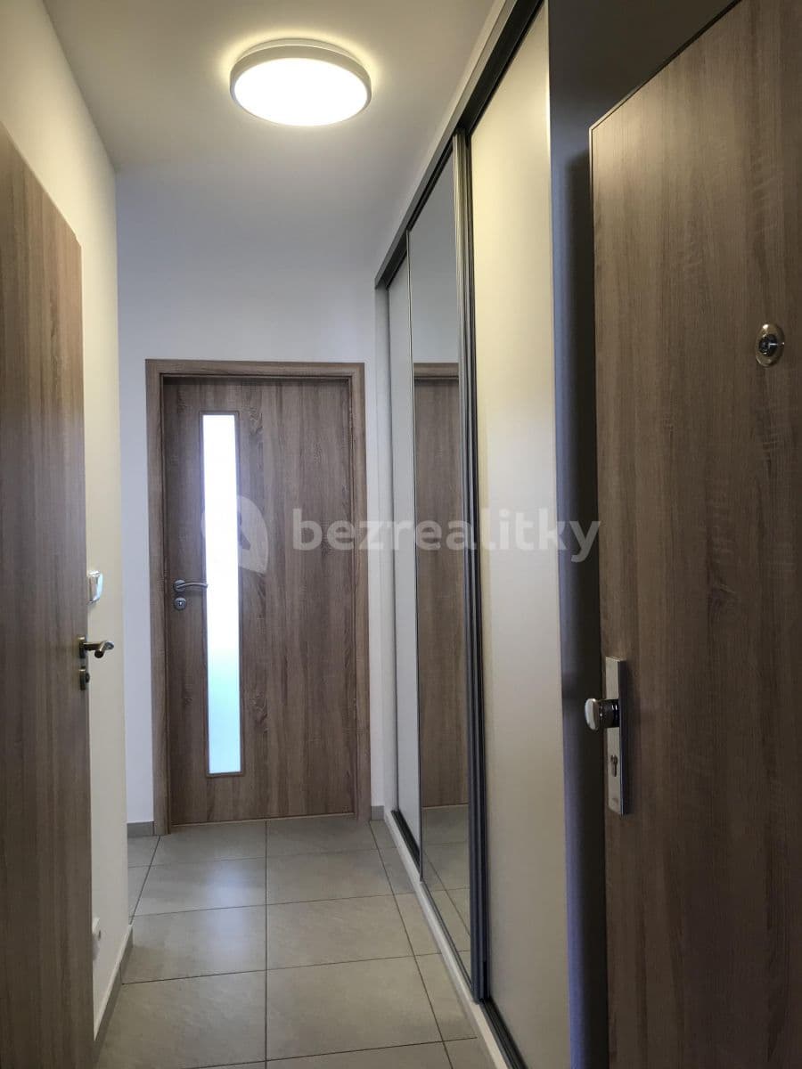 1 bedroom with open-plan kitchen flat to rent, 43 m², Havlíčkova, Beroun, Středočeský Region 1 bedroom with open-plan kitchen flat to rent, 43 m², Havlíčkova, Beroun, Středočeský Region