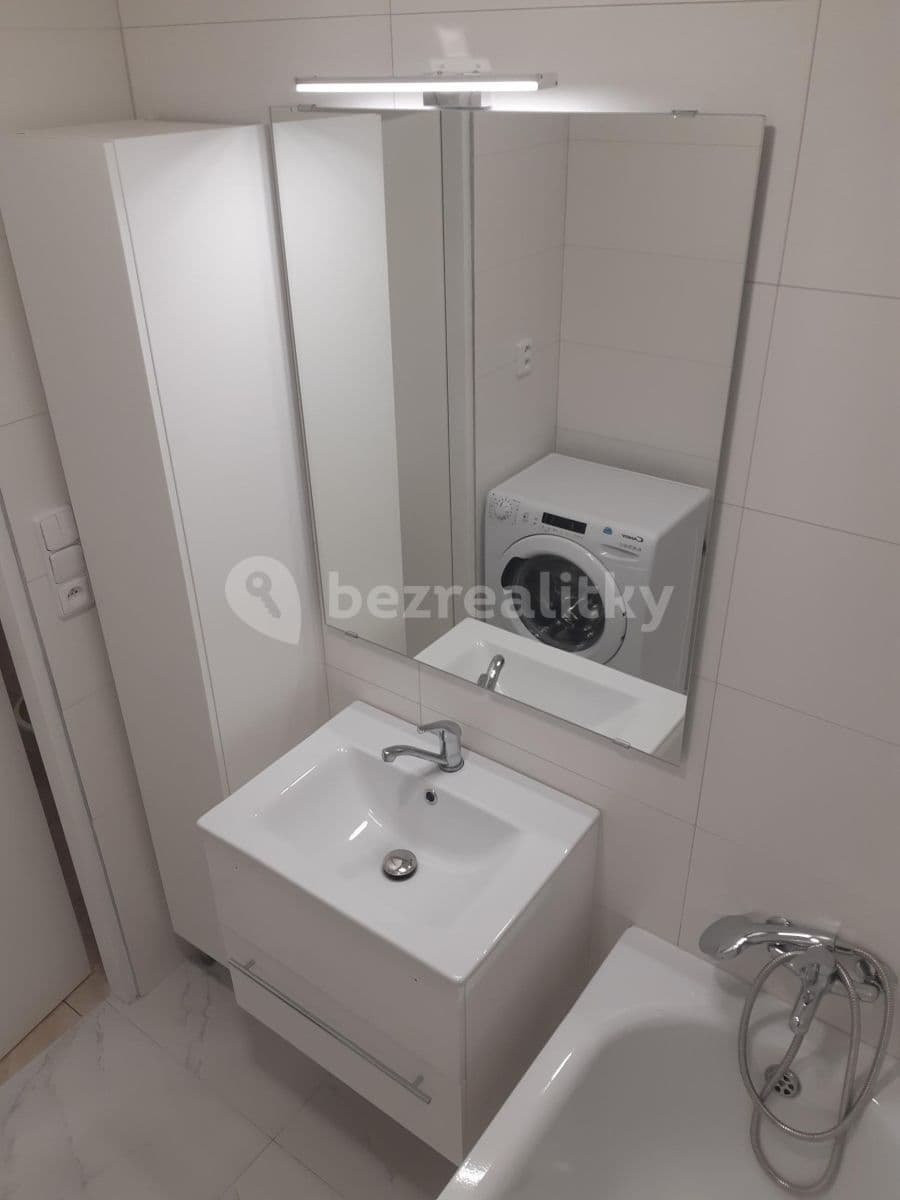 3 bedroom flat to rent, 70 m², Na Honech I, Zlín, Zlínský Region 3 bedroom flat to rent, 70 m², Na Honech I, Zlín, Zlínský Region