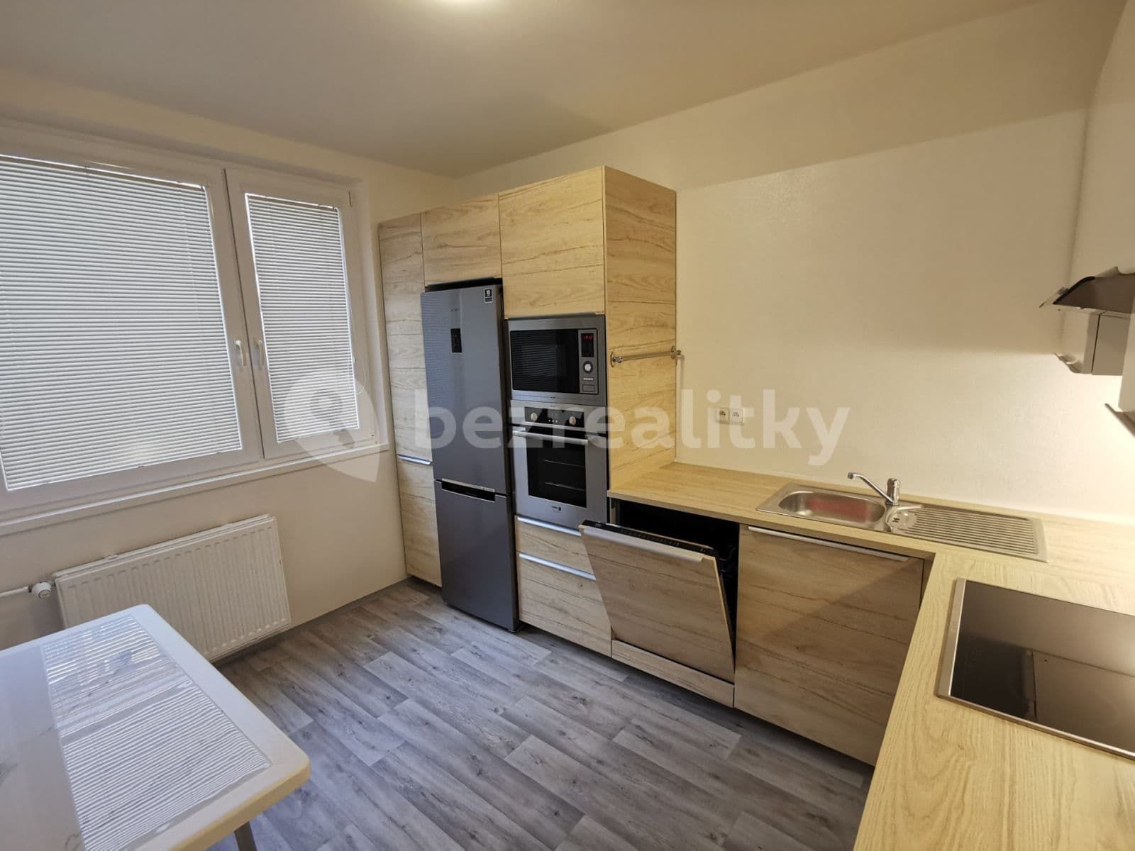 3 bedroom flat to rent, 70 m², Na Honech I, Zlín, Zlínský Region 3 bedroom flat to rent, 70 m², Na Honech I, Zlín, Zlínský Region