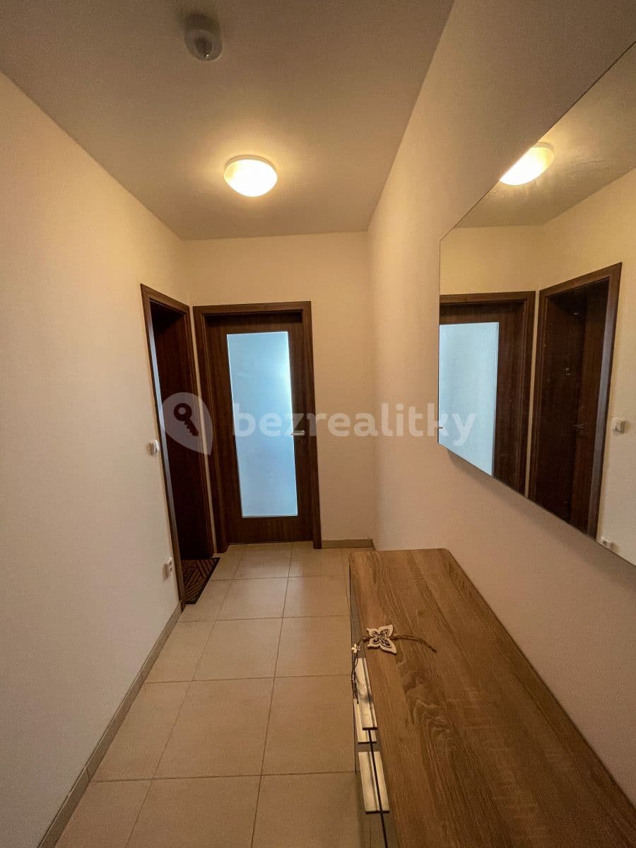 1 bedroom with open-plan kitchen flat to rent, 44 m², Dr. Bartůňka, Chrudim, Pardubický Region 1 bedroom with open-plan kitchen flat to rent, 44 m², Dr. Bartůňka, Chrudim, Pardubický Region