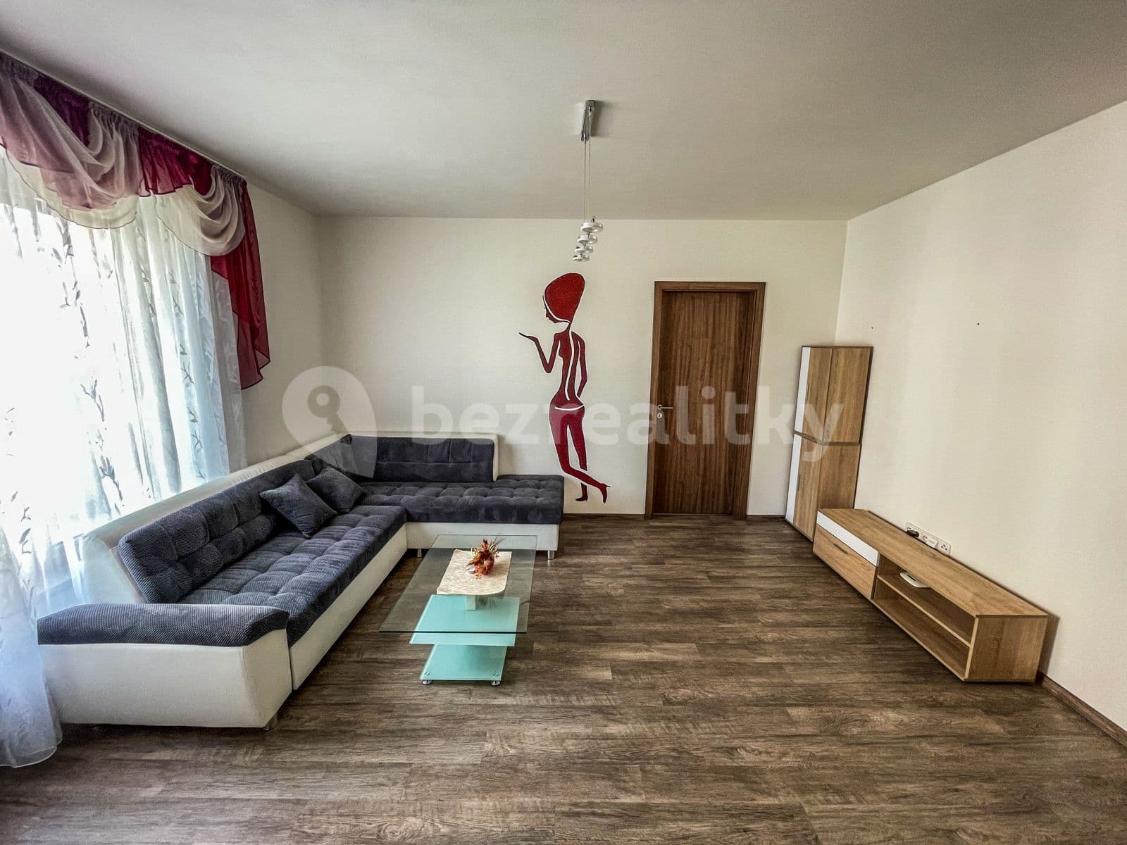 1 bedroom with open-plan kitchen flat to rent, 44 m², Dr. Bartůňka, Chrudim, Pardubický Region 1 bedroom with open-plan kitchen flat to rent, 44 m², Dr. Bartůňka, Chrudim, Pardubický Region