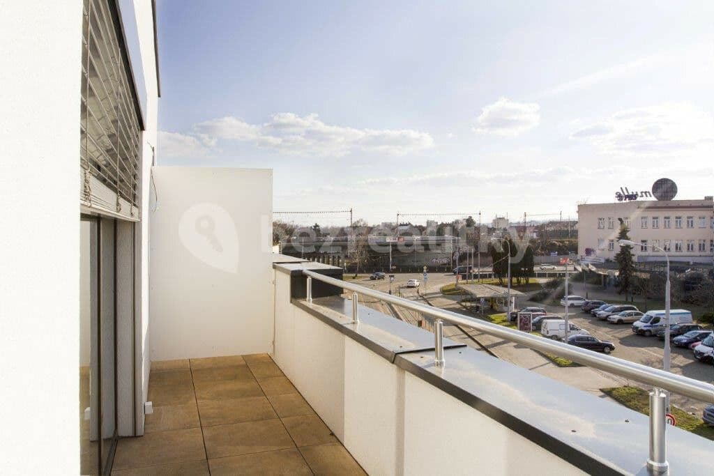 Studio flat to rent, 35 m², Jeronýmova, Brno, Jihomoravský Region Studio flat to rent, 35 m², Jeronýmova, Brno, Jihomoravský Region