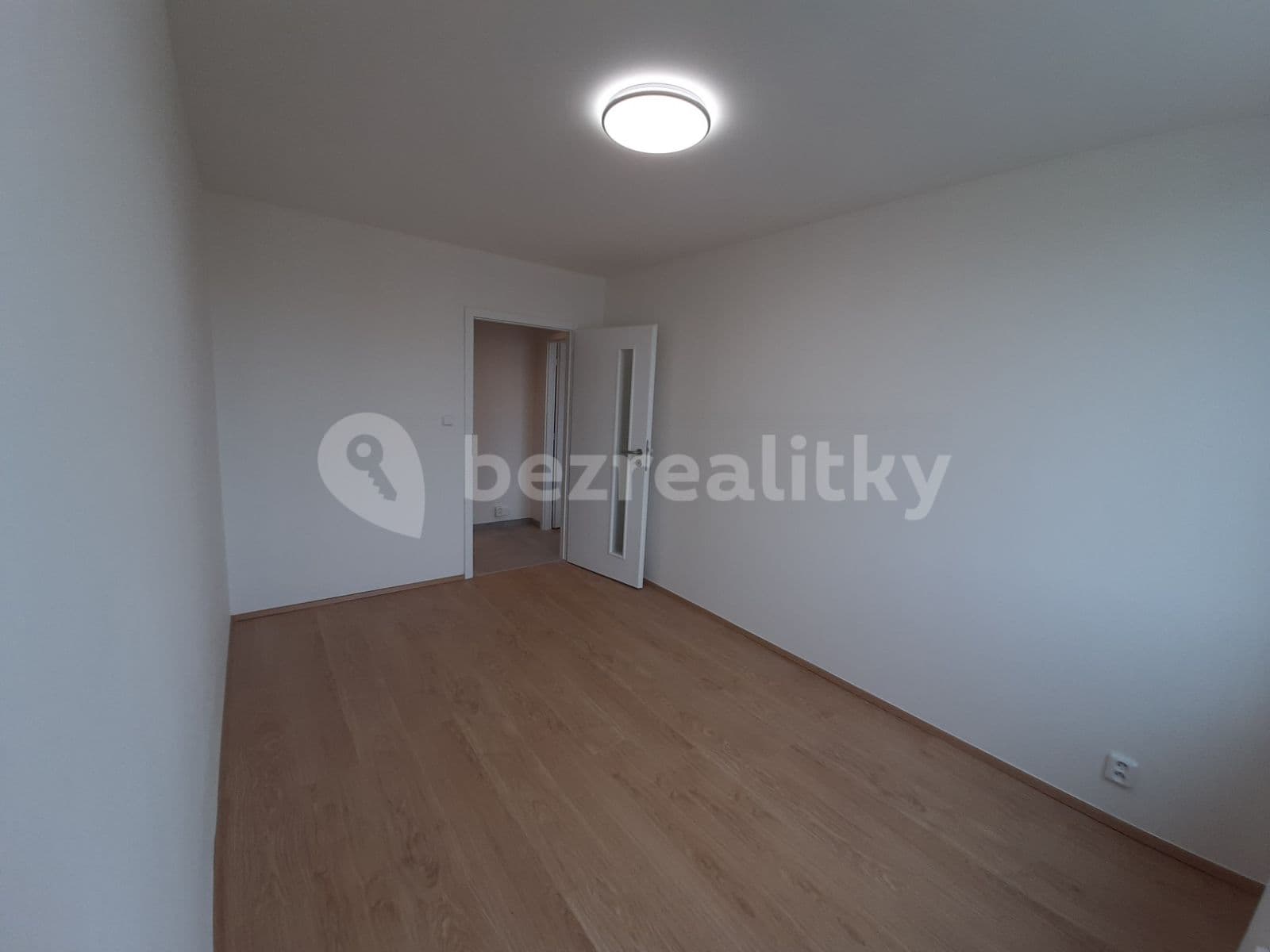 1 bedroom with open-plan kitchen flat to rent, 43 m², Sezemínská, Prague, Prague 1 bedroom with open-plan kitchen flat to rent, 43 m², Sezemínská, Prague, Prague