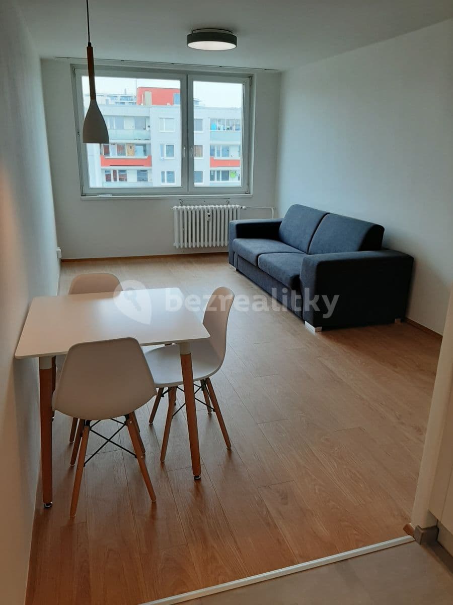 1 bedroom with open-plan kitchen flat to rent, 43 m², Sezemínská, Prague, Prague 1 bedroom with open-plan kitchen flat to rent, 43 m², Sezemínská, Prague, Prague