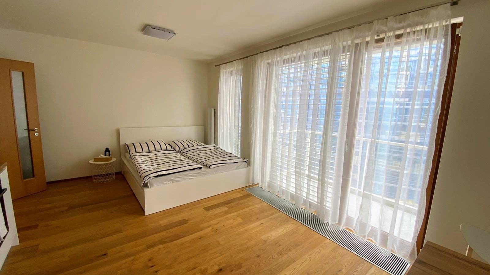 Studio flat to rent, 31 m², Naskové, Prague, Prague Studio flat to rent, 31 m², Naskové, Prague, Prague