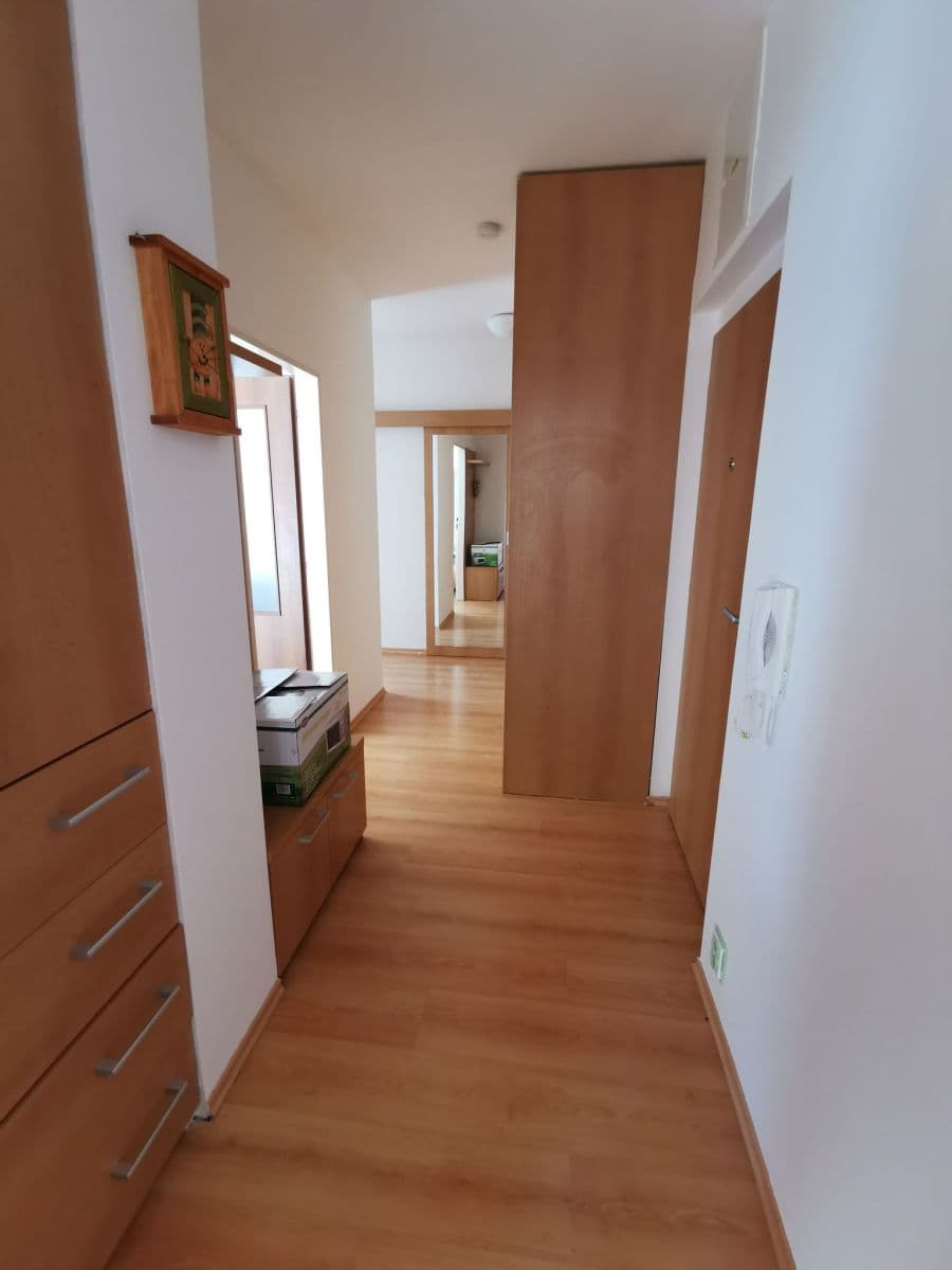 2 bedroom flat to rent, 87 m², Kúty, Zlín, Zlínský Region 2 bedroom flat to rent, 87 m², Kúty, Zlín, Zlínský Region