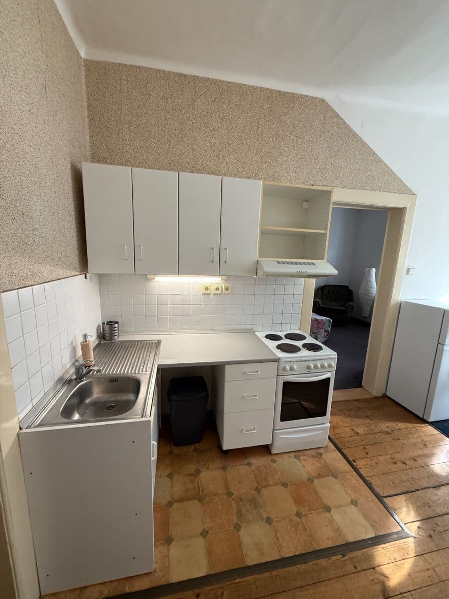 1 bedroom with open-plan kitchen flat to rent, 44 m², Na Dolinách, Prague, Prague 1 bedroom with open-plan kitchen flat to rent, 44 m², Na Dolinách, Prague, Prague
