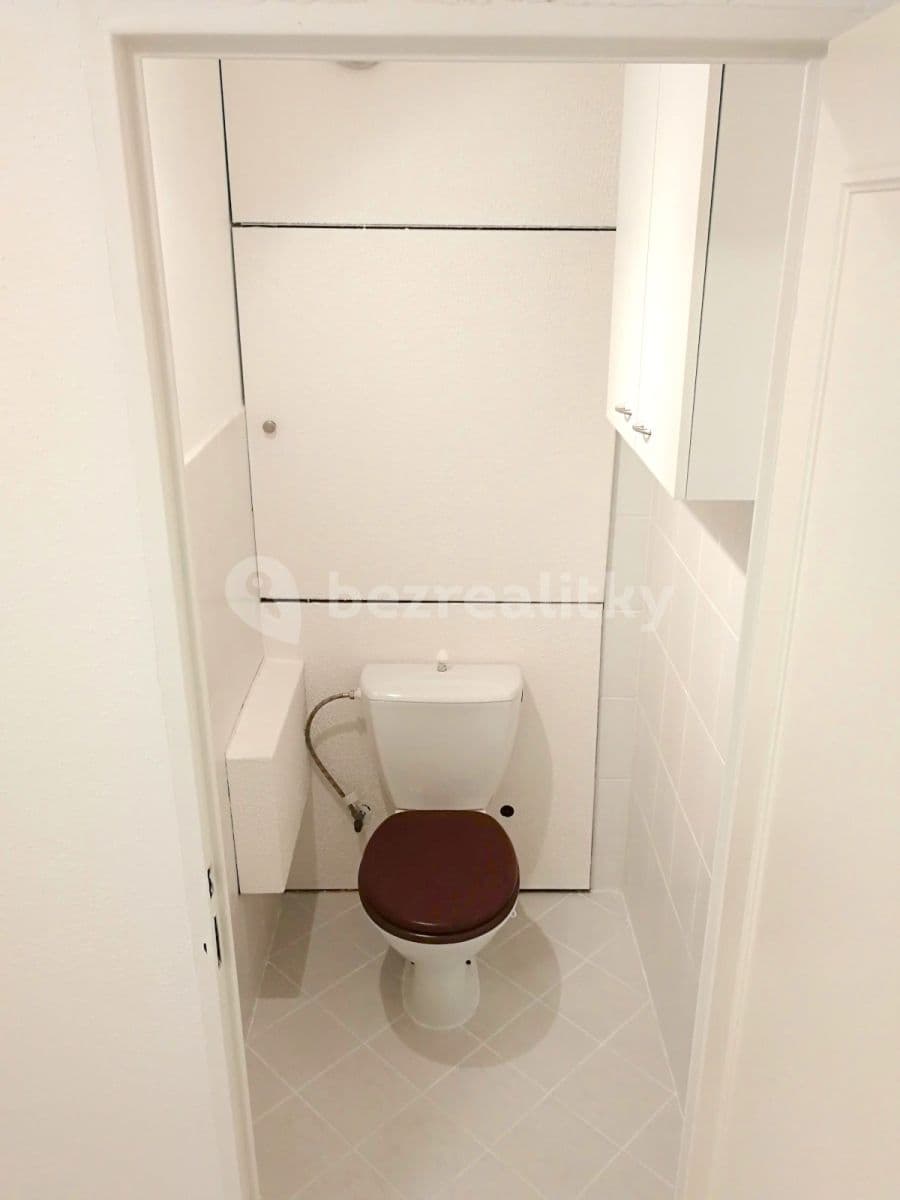 2 bedroom with open-plan kitchen flat to rent, 78 m², Mlékárenská, Prague, Prague 2 bedroom with open-plan kitchen flat to rent, 78 m², Mlékárenská, Prague, Prague