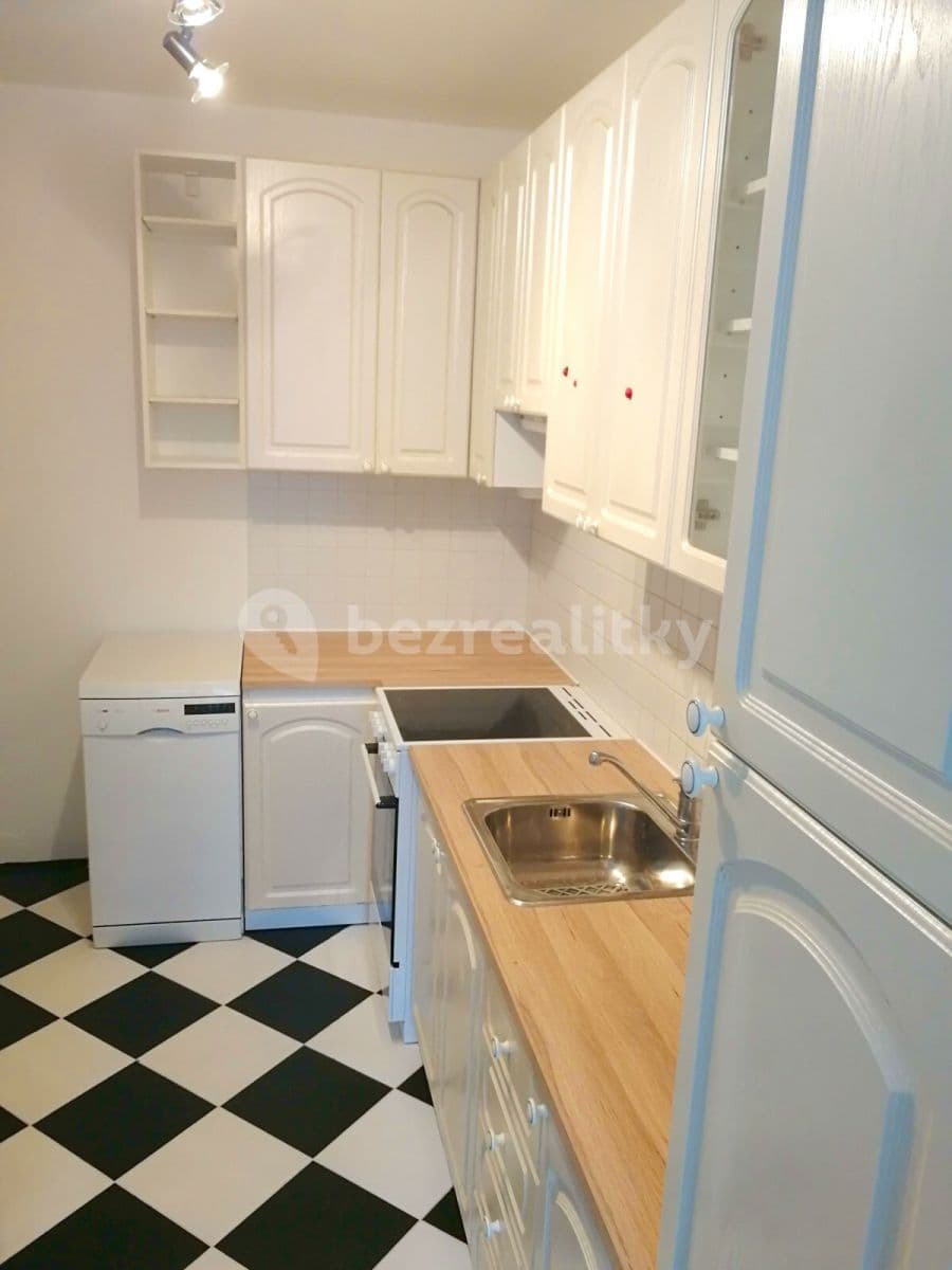 2 bedroom with open-plan kitchen flat to rent, 78 m², Mlékárenská, Prague, Prague 2 bedroom with open-plan kitchen flat to rent, 78 m², Mlékárenská, Prague, Prague