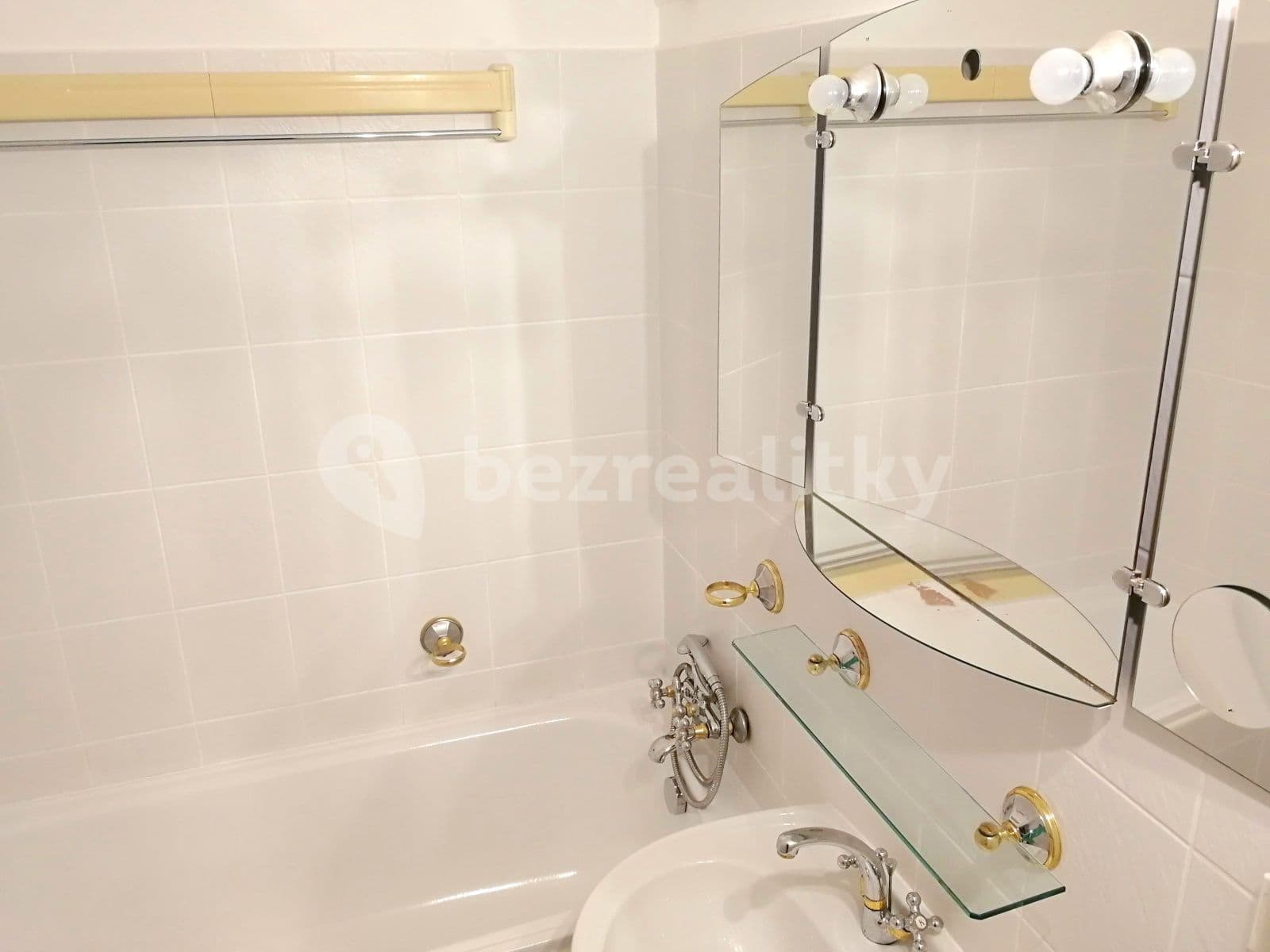 2 bedroom with open-plan kitchen flat to rent, 78 m², Mlékárenská, Prague, Prague 2 bedroom with open-plan kitchen flat to rent, 78 m², Mlékárenská, Prague, Prague