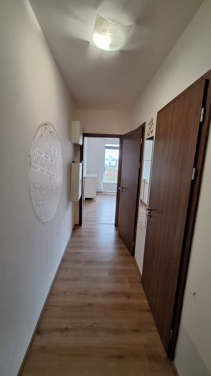 Studio flat to rent, 36 m², Nad Úžlabinou, Prague, Prague Studio flat to rent, 36 m², Nad Úžlabinou, Prague, Prague