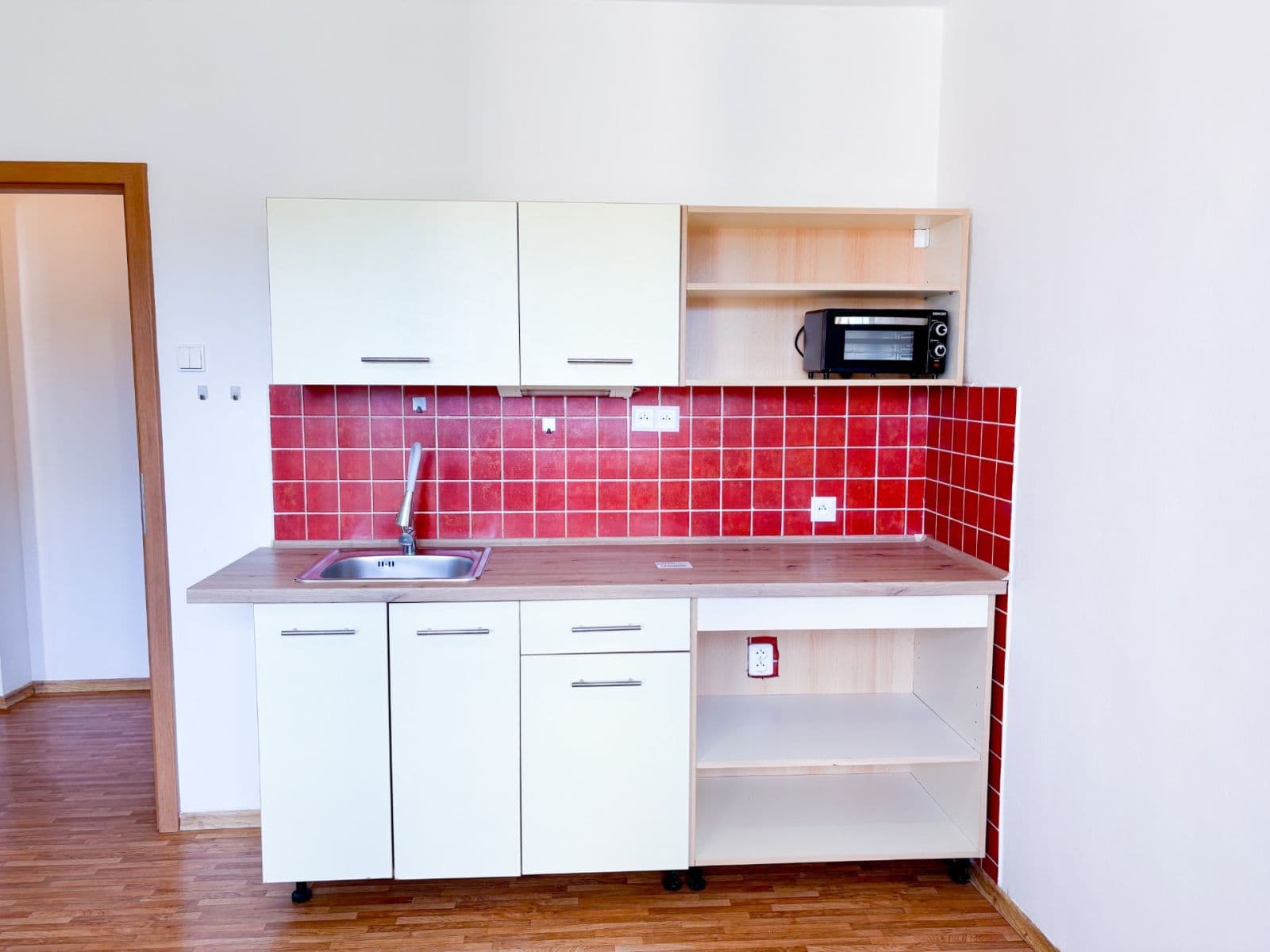 1 bedroom with open-plan kitchen flat to rent, 40 m², Čechovská, Příbram, Středočeský Region 1 bedroom with open-plan kitchen flat to rent, 40 m², Čechovská, Příbram, Středočeský Region