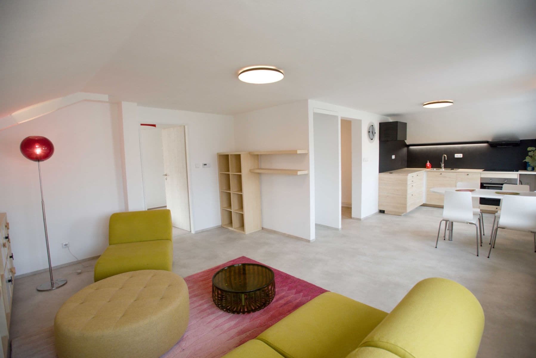 1 bedroom with open-plan kitchen flat to rent, 59 m², Rybářská, Opava, Moravskoslezský Region 1 bedroom with open-plan kitchen flat to rent, 59 m², Rybářská, Opava, Moravskoslezský Region