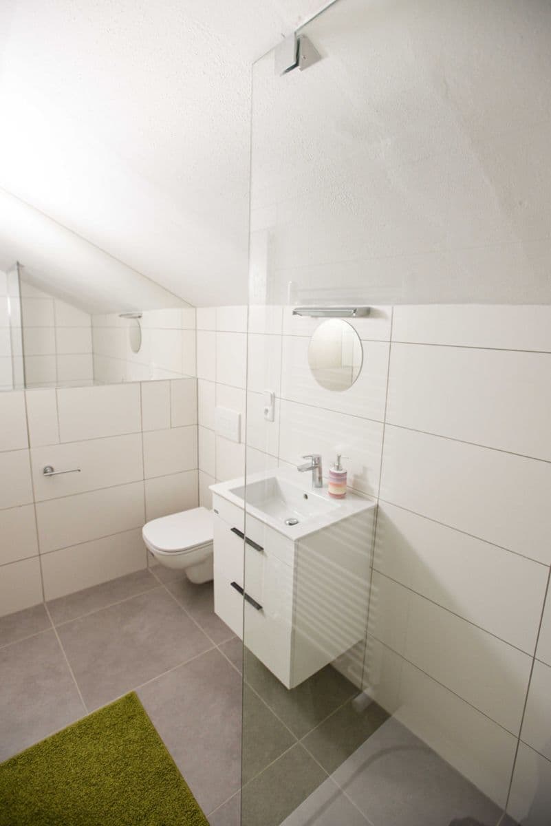 1 bedroom with open-plan kitchen flat to rent, 59 m², Rybářská, Opava, Moravskoslezský Region 1 bedroom with open-plan kitchen flat to rent, 59 m², Rybářská, Opava, Moravskoslezský Region