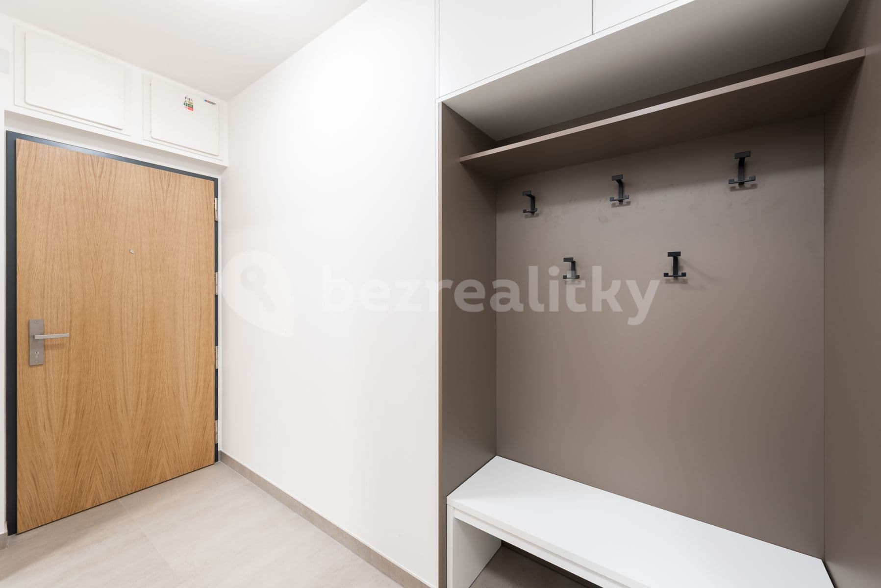 1 bedroom with open-plan kitchen flat to rent, 52 m², Argentinská, Prague, Prague 1 bedroom with open-plan kitchen flat to rent, 52 m², Argentinská, Prague, Prague