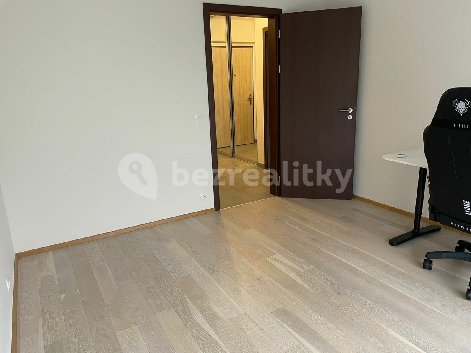1 bedroom with open-plan kitchen flat to rent, 54 m², Naskové, Prague, Prague 1 bedroom with open-plan kitchen flat to rent, 54 m², Naskové, Prague, Prague