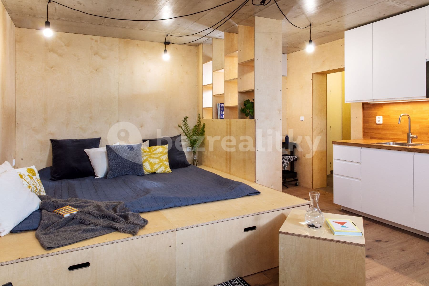 Studio flat to rent, 31 m², Fořtova, Prague, Prague Studio flat to rent, 31 m², Fořtova, Prague, Prague