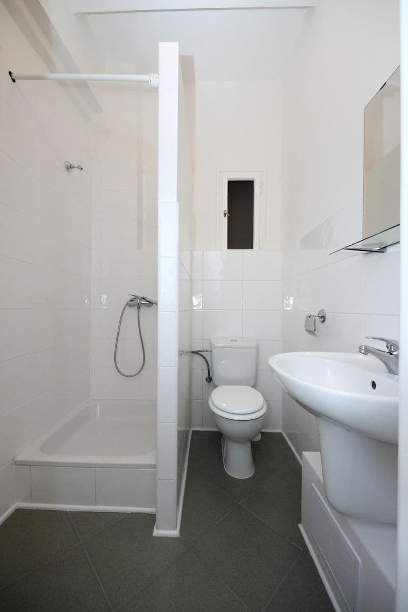 Studio flat to rent, 25 m², Ondříčkova, Prague, Prague Studio flat to rent, 25 m², Ondříčkova, Prague, Prague