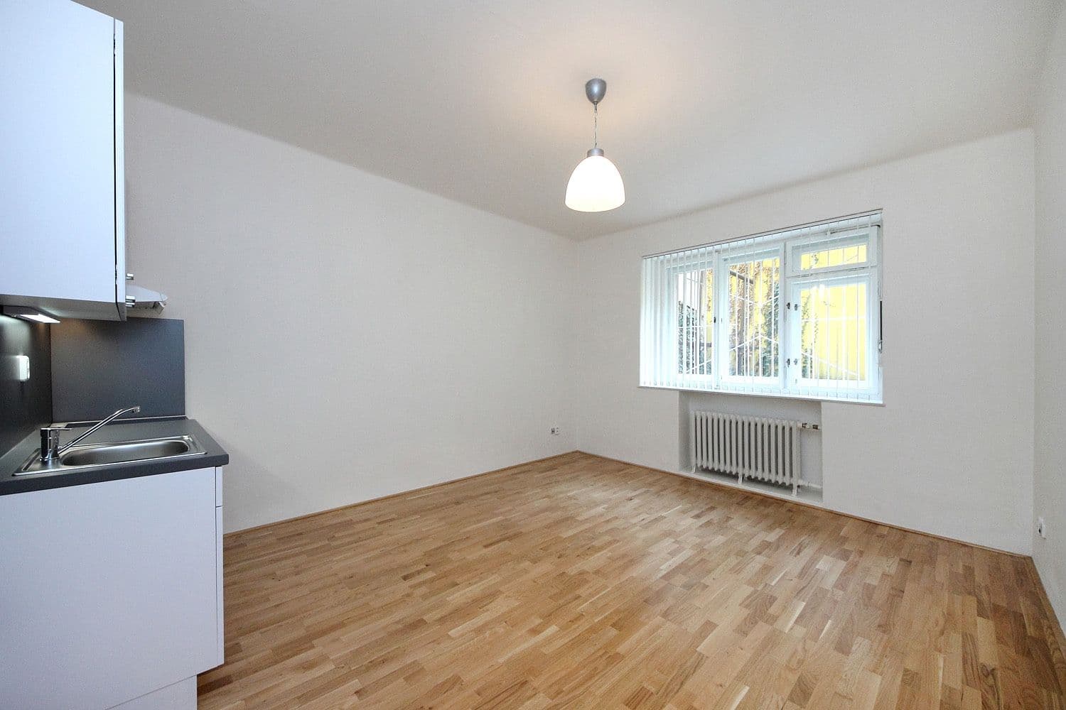 Studio flat to rent, 25 m², Ondříčkova, Prague, Prague Studio flat to rent, 25 m², Ondříčkova, Prague, Prague
