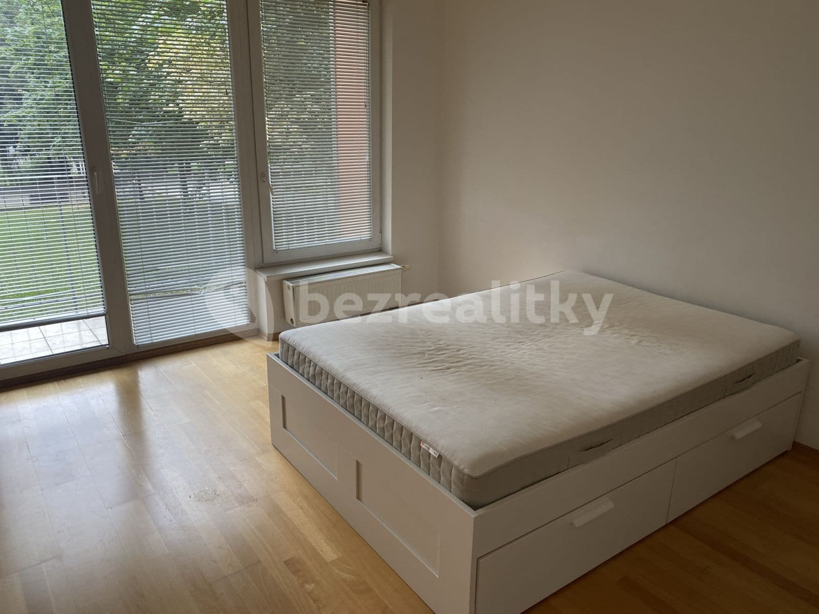 Studio flat to rent, 37 m², Názovská, Prague, Prague Studio flat to rent, 37 m², Názovská, Prague, Prague