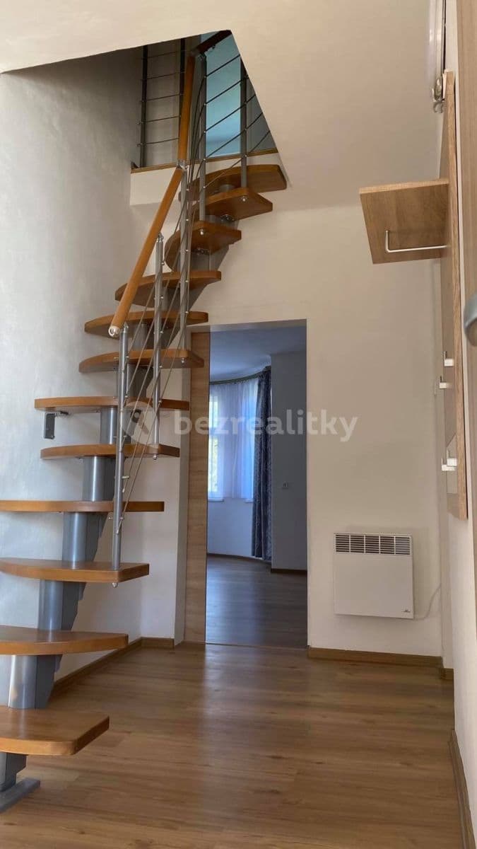 3 bedroom flat to rent, 80 m², Na Výšinách, Děčín, Ústecký Region 3 bedroom flat to rent, 80 m², Na Výšinách, Děčín, Ústecký Region