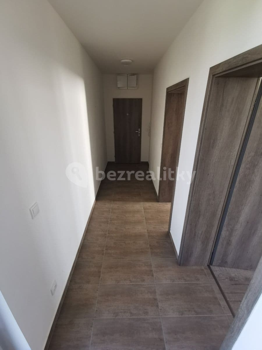 1 bedroom with open-plan kitchen flat to rent, 51 m², Mikšíčkova, Brno, Jihomoravský Region 1 bedroom with open-plan kitchen flat to rent, 51 m², Mikšíčkova, Brno, Jihomoravský Region