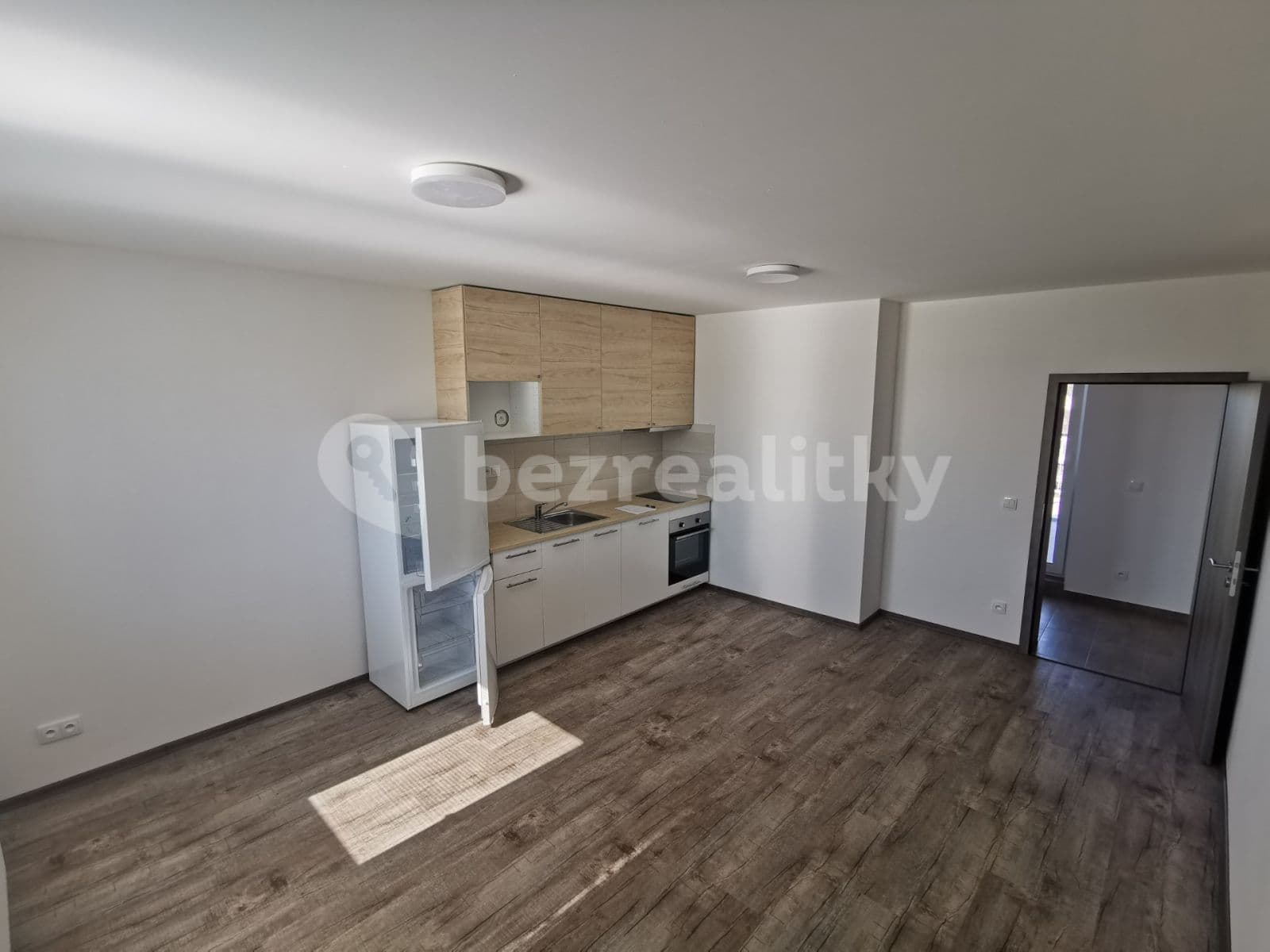 1 bedroom with open-plan kitchen flat to rent, 51 m², Mikšíčkova, Brno, Jihomoravský Region 1 bedroom with open-plan kitchen flat to rent, 51 m², Mikšíčkova, Brno, Jihomoravský Region