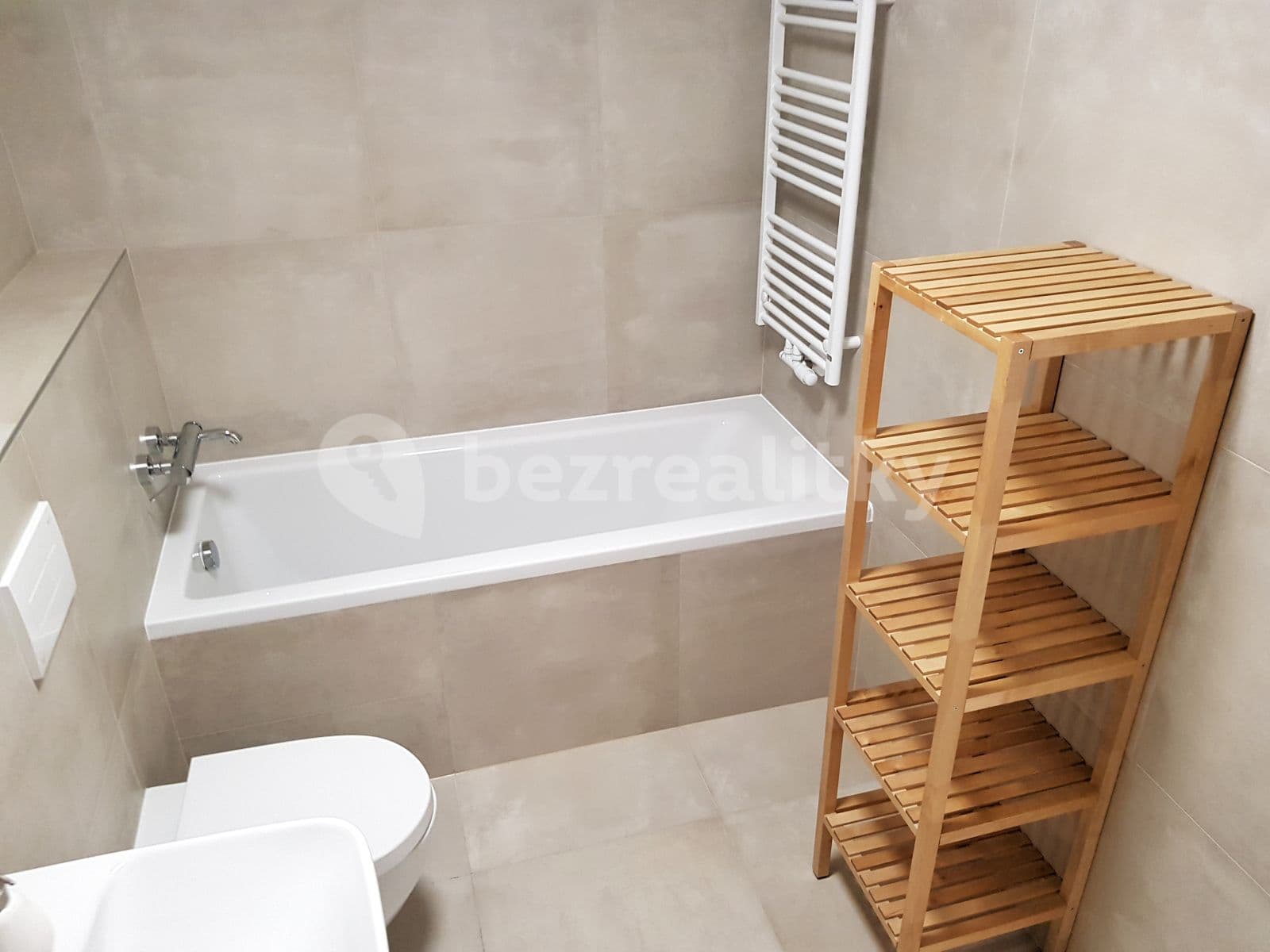 1 bedroom with open-plan kitchen flat to rent, 61 m², Mezi Vodami, Prague, Prague 1 bedroom with open-plan kitchen flat to rent, 61 m², Mezi Vodami, Prague, Prague