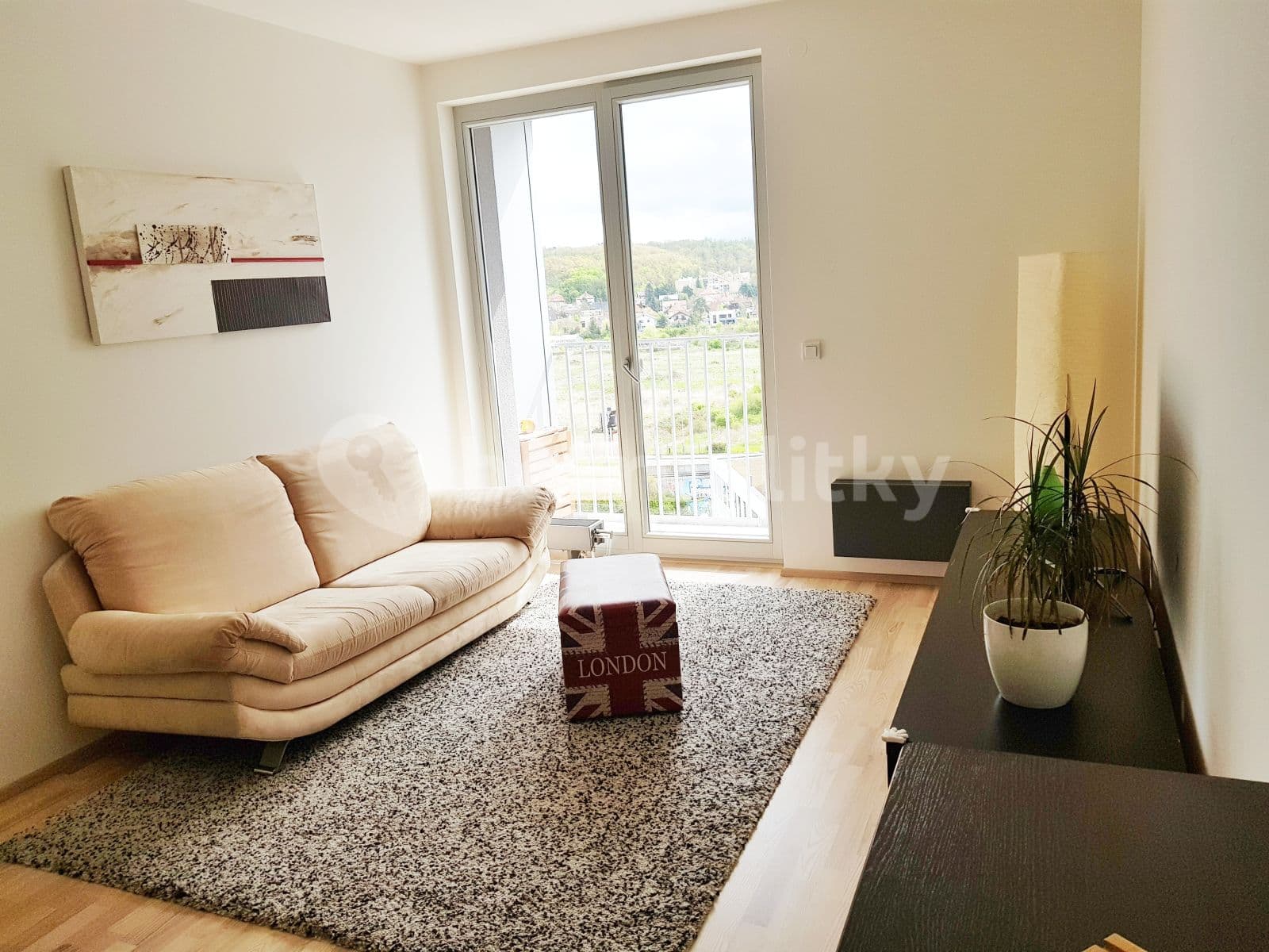 1 bedroom with open-plan kitchen flat to rent, 61 m², Mezi Vodami, Prague, Prague 1 bedroom with open-plan kitchen flat to rent, 61 m², Mezi Vodami, Prague, Prague