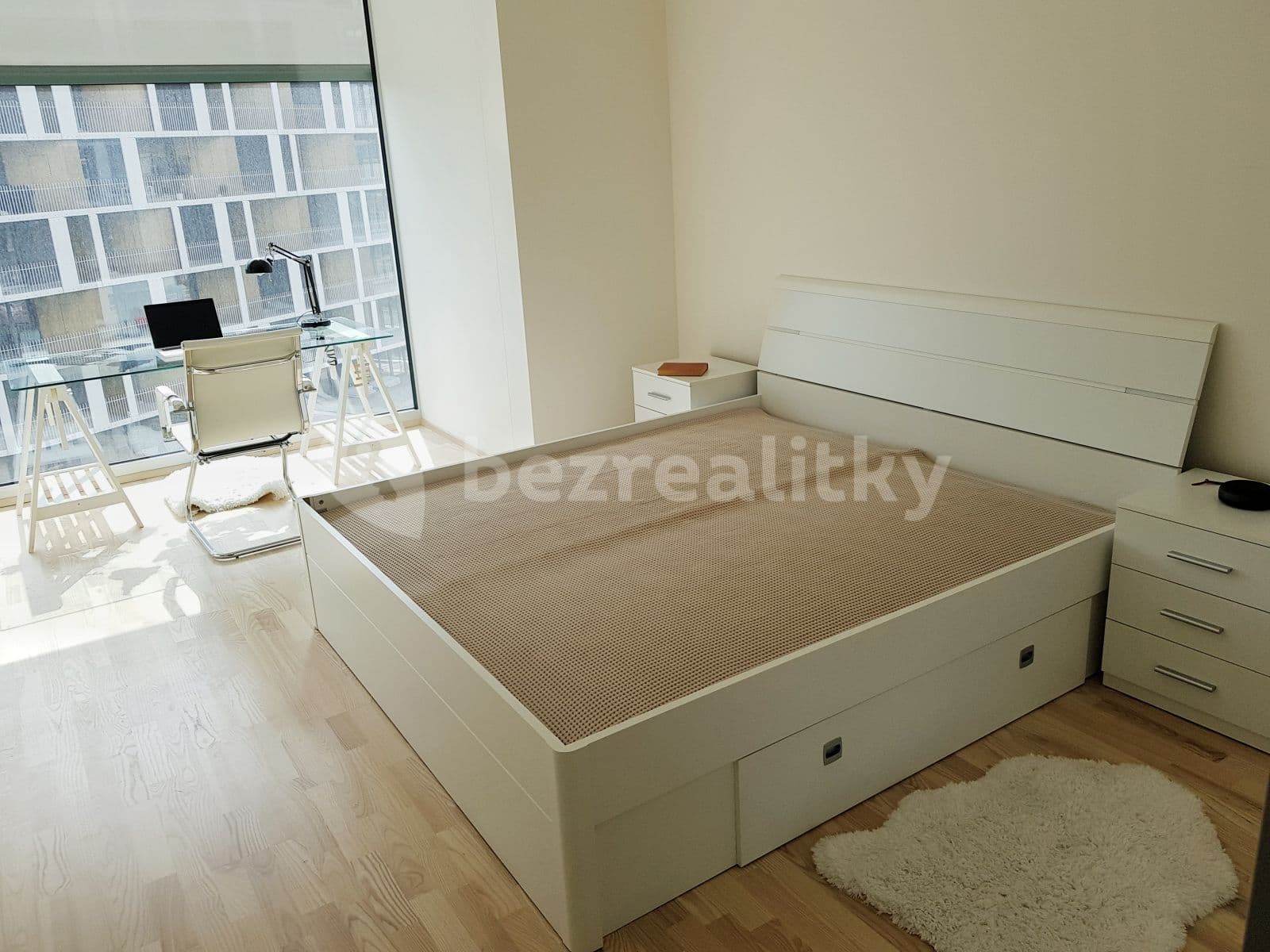 1 bedroom with open-plan kitchen flat to rent, 61 m², Mezi Vodami, Prague, Prague 1 bedroom with open-plan kitchen flat to rent, 61 m², Mezi Vodami, Prague, Prague