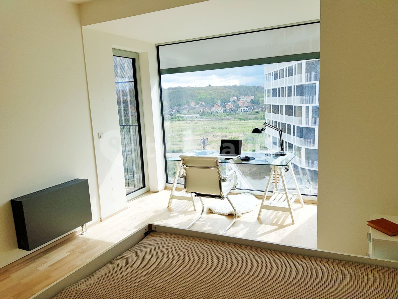 1 bedroom with open-plan kitchen flat to rent, 61 m², Mezi Vodami, Prague, Prague 1 bedroom with open-plan kitchen flat to rent, 61 m², Mezi Vodami, Prague, Prague