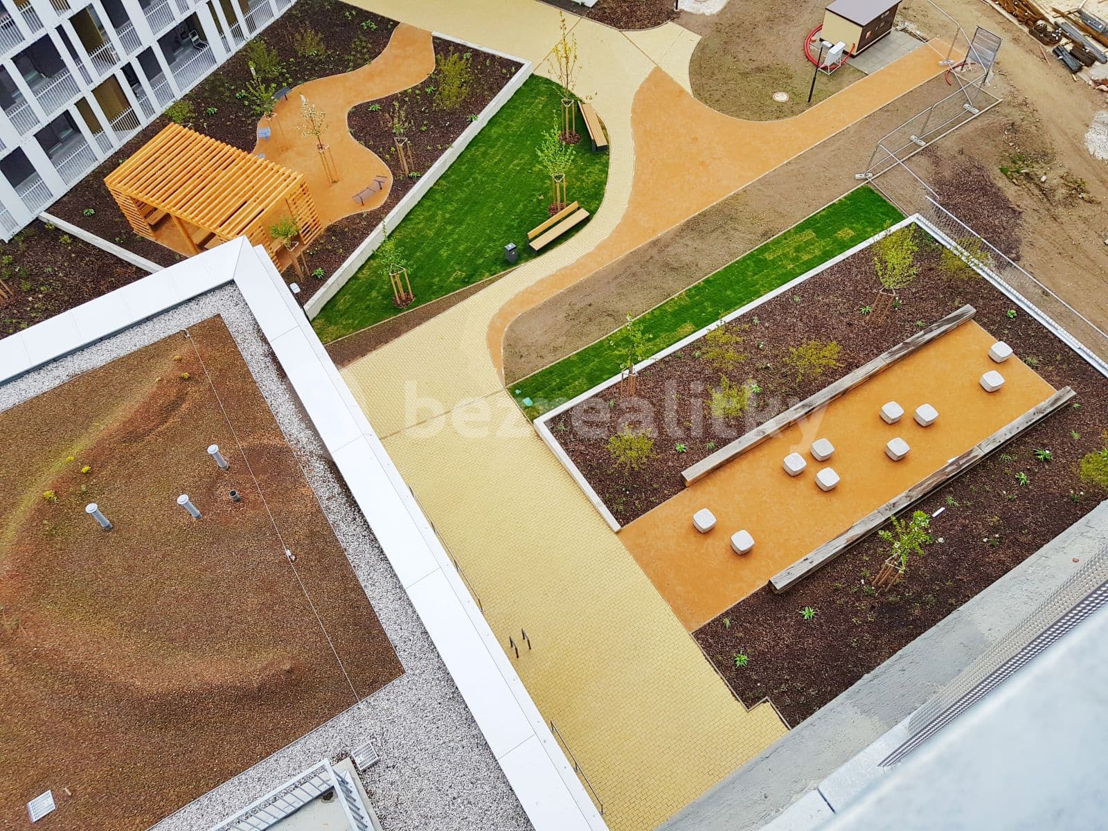 1 bedroom with open-plan kitchen flat to rent, 61 m², Mezi Vodami, Prague, Prague 1 bedroom with open-plan kitchen flat to rent, 61 m², Mezi Vodami, Prague, Prague