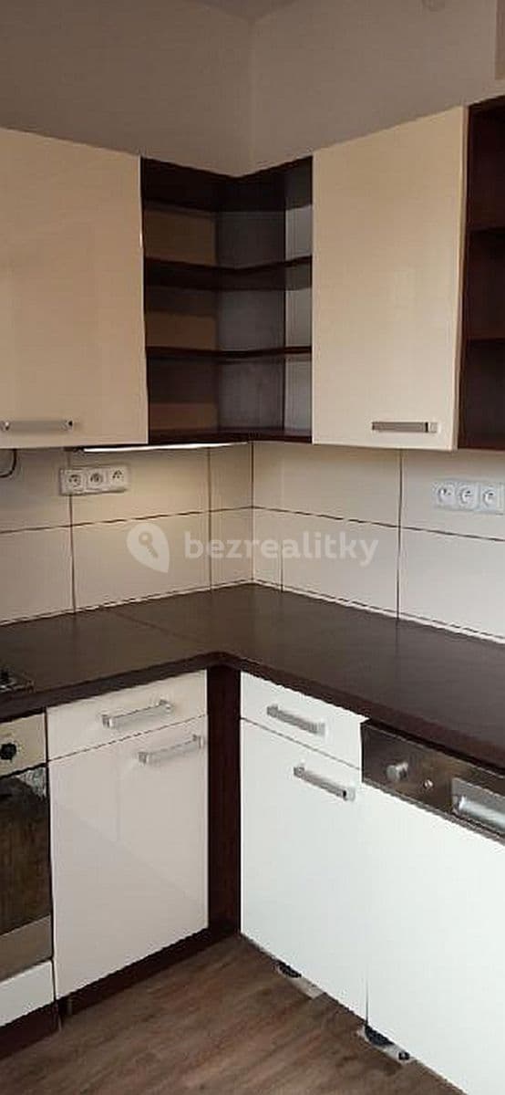 2 bedroom flat to rent, 56 m², Mukařovská, Prague, Prague 2 bedroom flat to rent, 56 m², Mukařovská, Prague, Prague