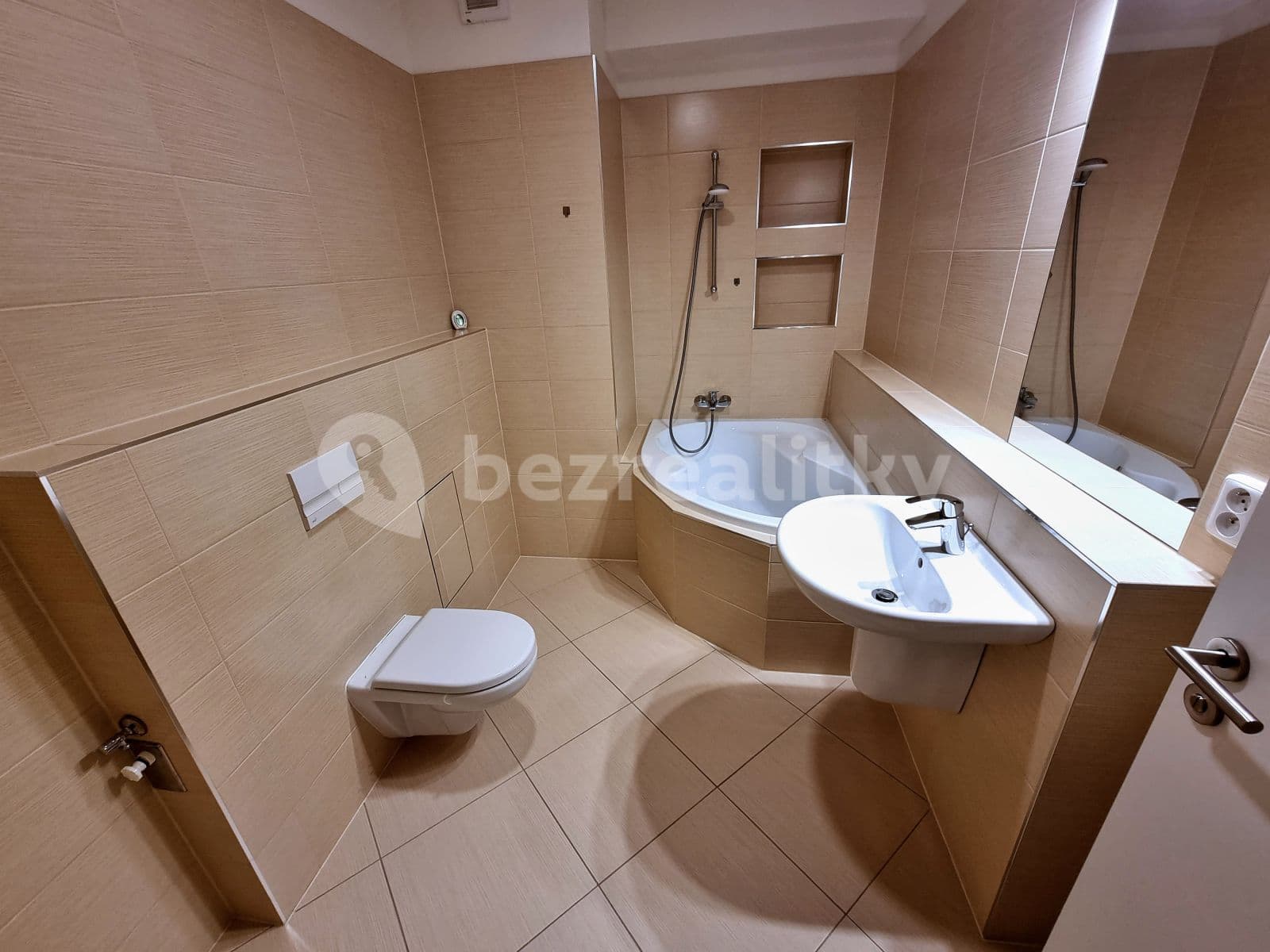 1 bedroom with open-plan kitchen flat to rent, 59 m², Kryšpínova, Prague, Prague 1 bedroom with open-plan kitchen flat to rent, 59 m², Kryšpínova, Prague, Prague