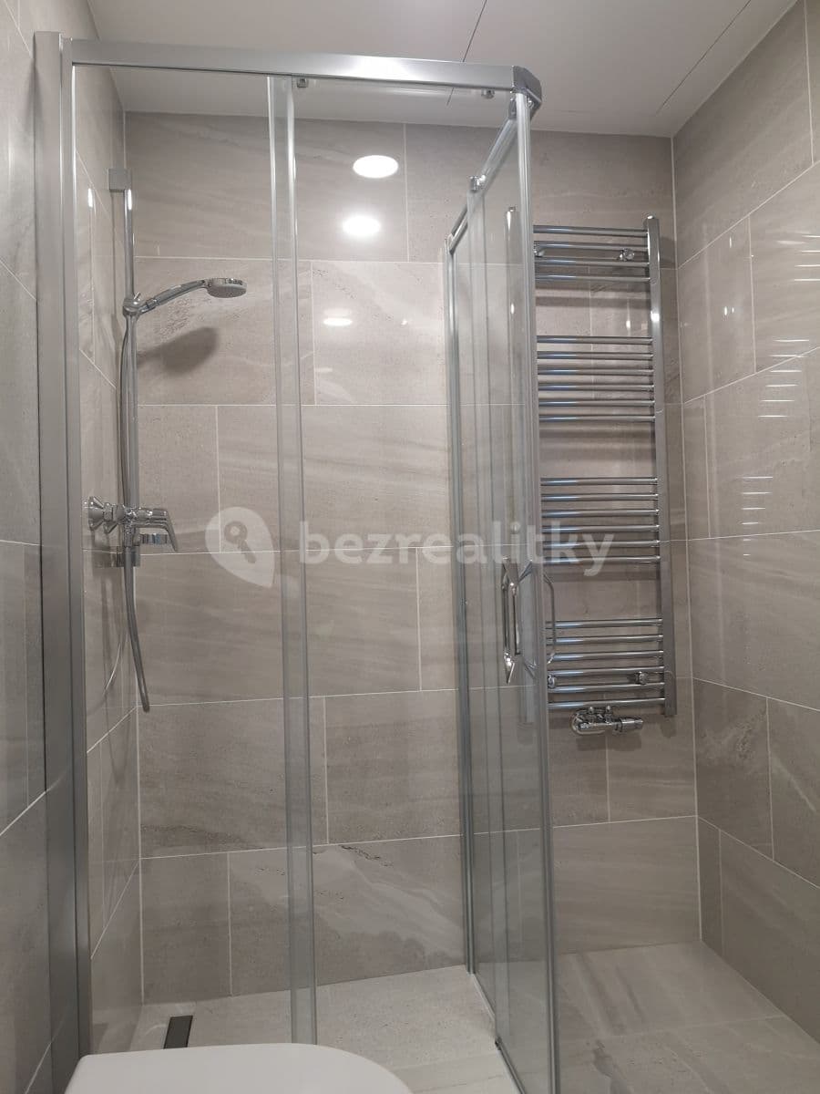 Studio flat to rent, 36 m², Kurta Konráda, Prague, Prague Studio flat to rent, 36 m², Kurta Konráda, Prague, Prague