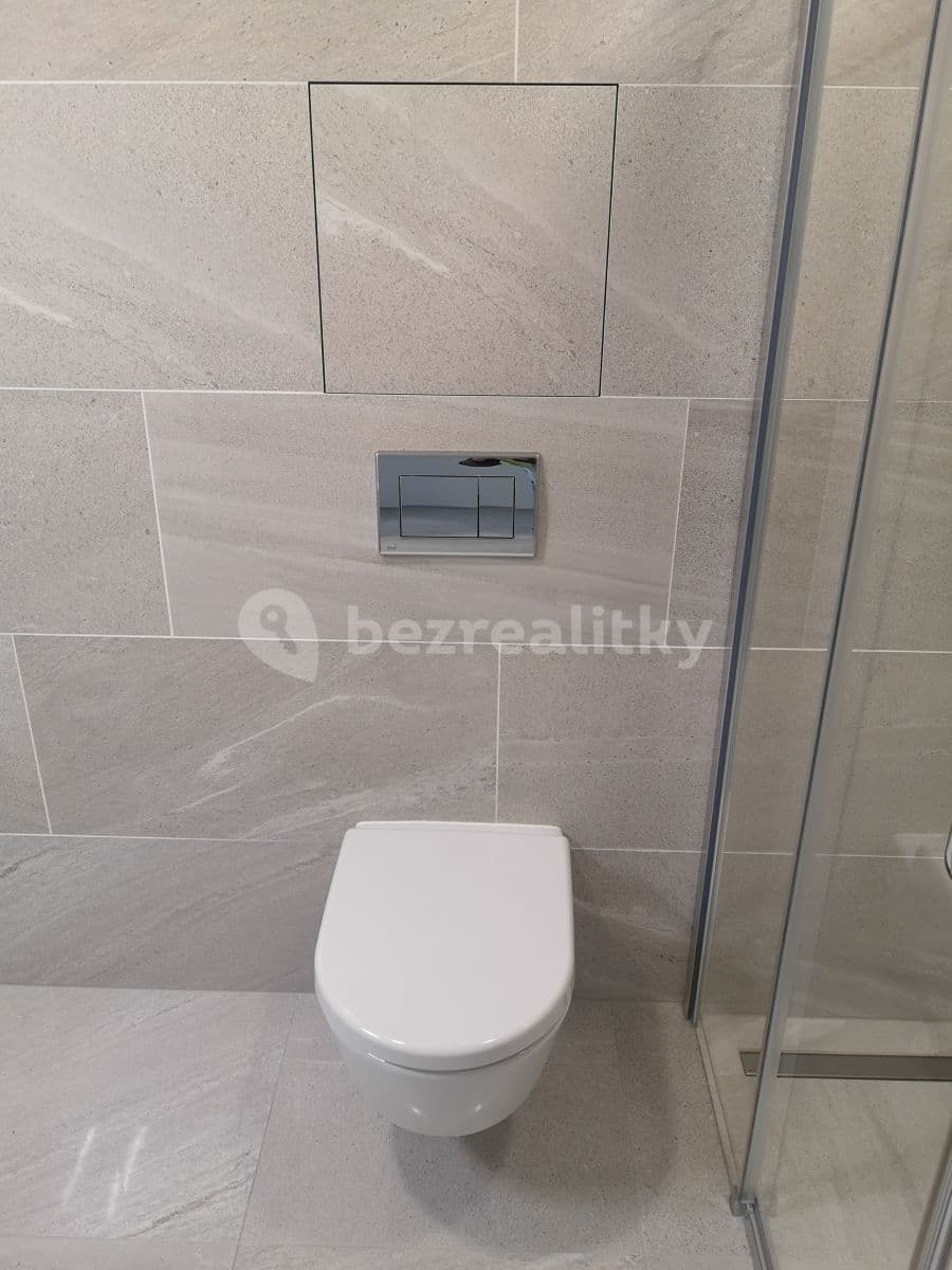 Studio flat to rent, 36 m², Kurta Konráda, Prague, Prague Studio flat to rent, 36 m², Kurta Konráda, Prague, Prague