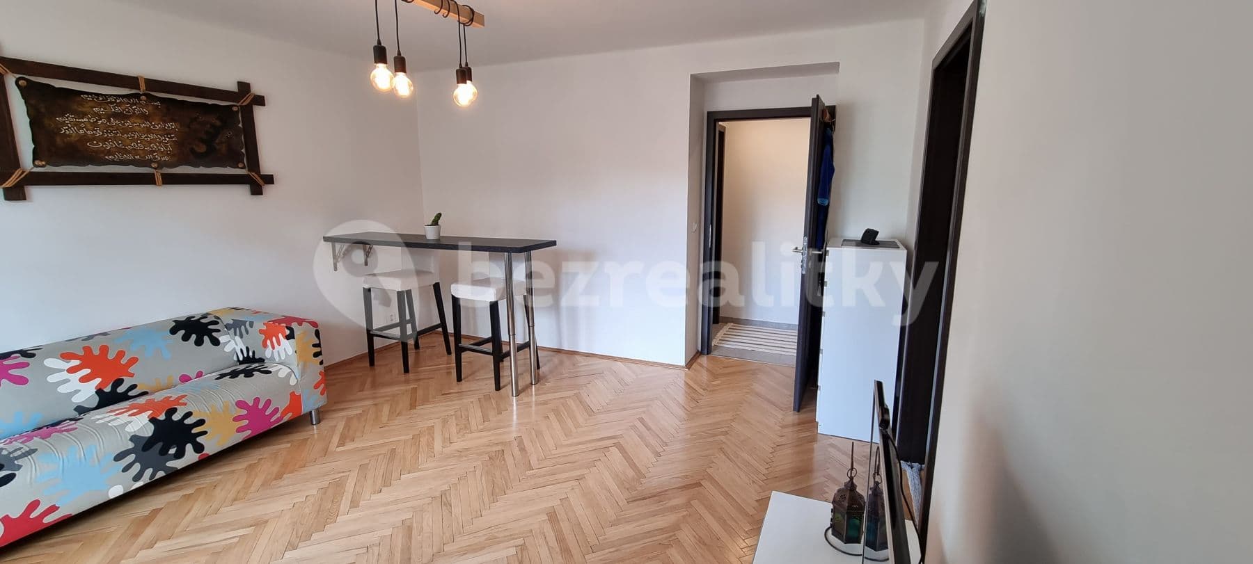 2 bedroom with open-plan kitchen flat to rent, 67 m², Mydlářka, Prague, Prague 2 bedroom with open-plan kitchen flat to rent, 67 m², Mydlářka, Prague, Prague