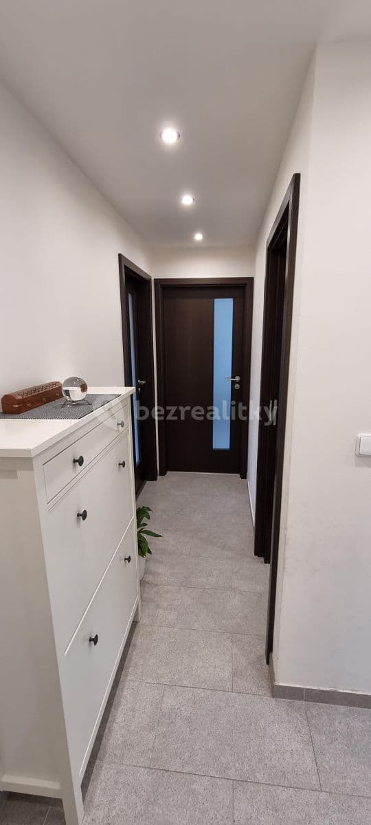 2 bedroom with open-plan kitchen flat to rent, 67 m², Mydlářka, Prague, Prague 2 bedroom with open-plan kitchen flat to rent, 67 m², Mydlářka, Prague, Prague