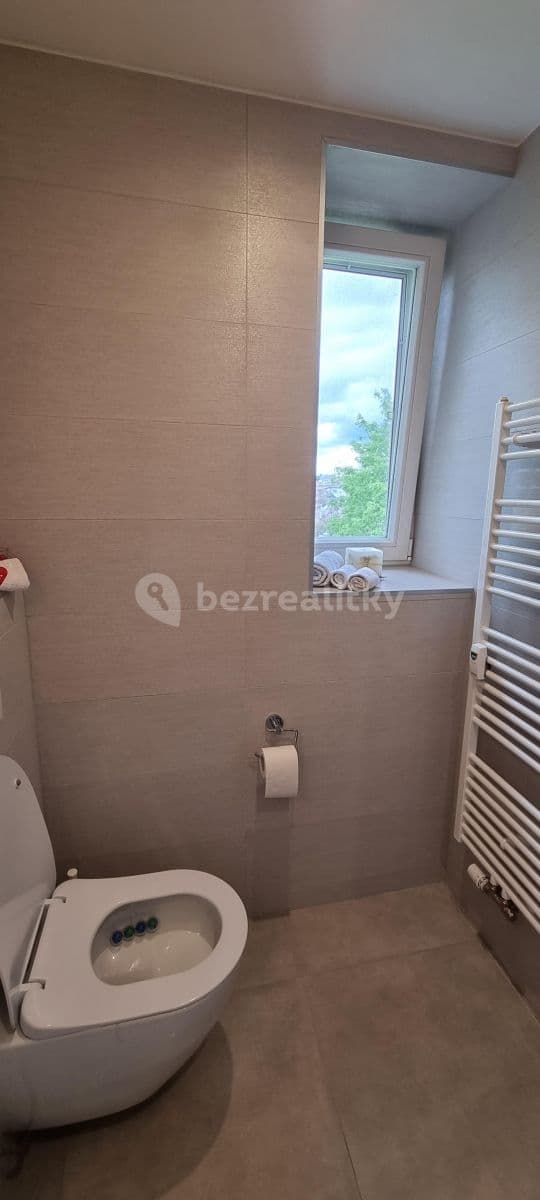 2 bedroom with open-plan kitchen flat to rent, 67 m², Mydlářka, Prague, Prague 2 bedroom with open-plan kitchen flat to rent, 67 m², Mydlářka, Prague, Prague