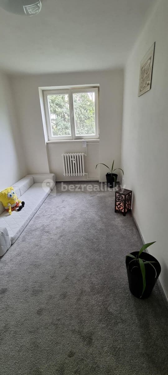 2 bedroom with open-plan kitchen flat to rent, 67 m², Mydlářka, Prague, Prague 2 bedroom with open-plan kitchen flat to rent, 67 m², Mydlářka, Prague, Prague