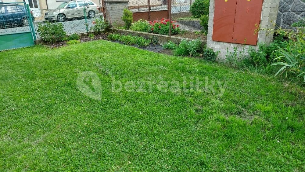 2 bedroom with open-plan kitchen flat to rent, 81 m², Barákova, Heřmanův Městec, Pardubický Region 2 bedroom with open-plan kitchen flat to rent, 81 m², Barákova, Heřmanův Městec, Pardubický Region